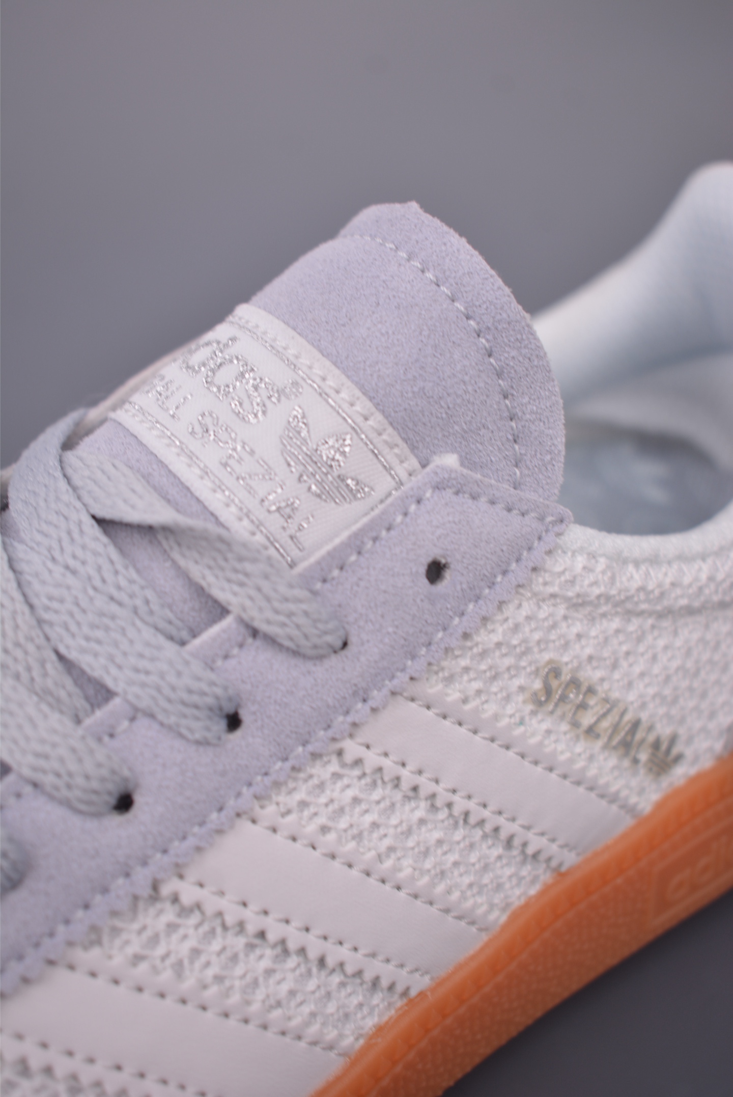 Adidas Handball Spezial Sneakers - Retro Casual Shoes - Light Grey/White 7 i1757461613444 5576 0 6