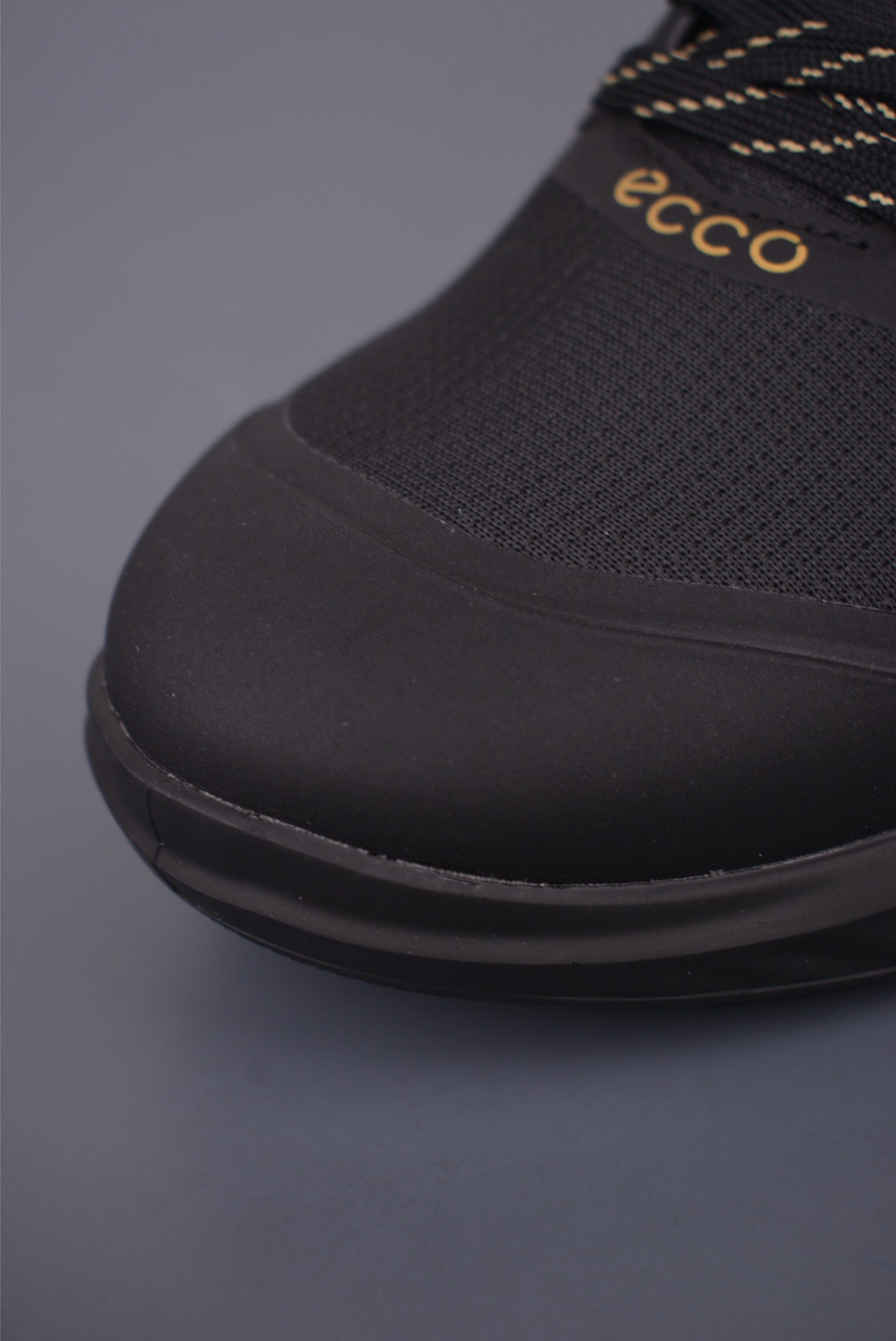 Ecco Men's Multi-Functional Sneakers Breathable Leather Running Shoes 6 i1757462188245 1310 0 5