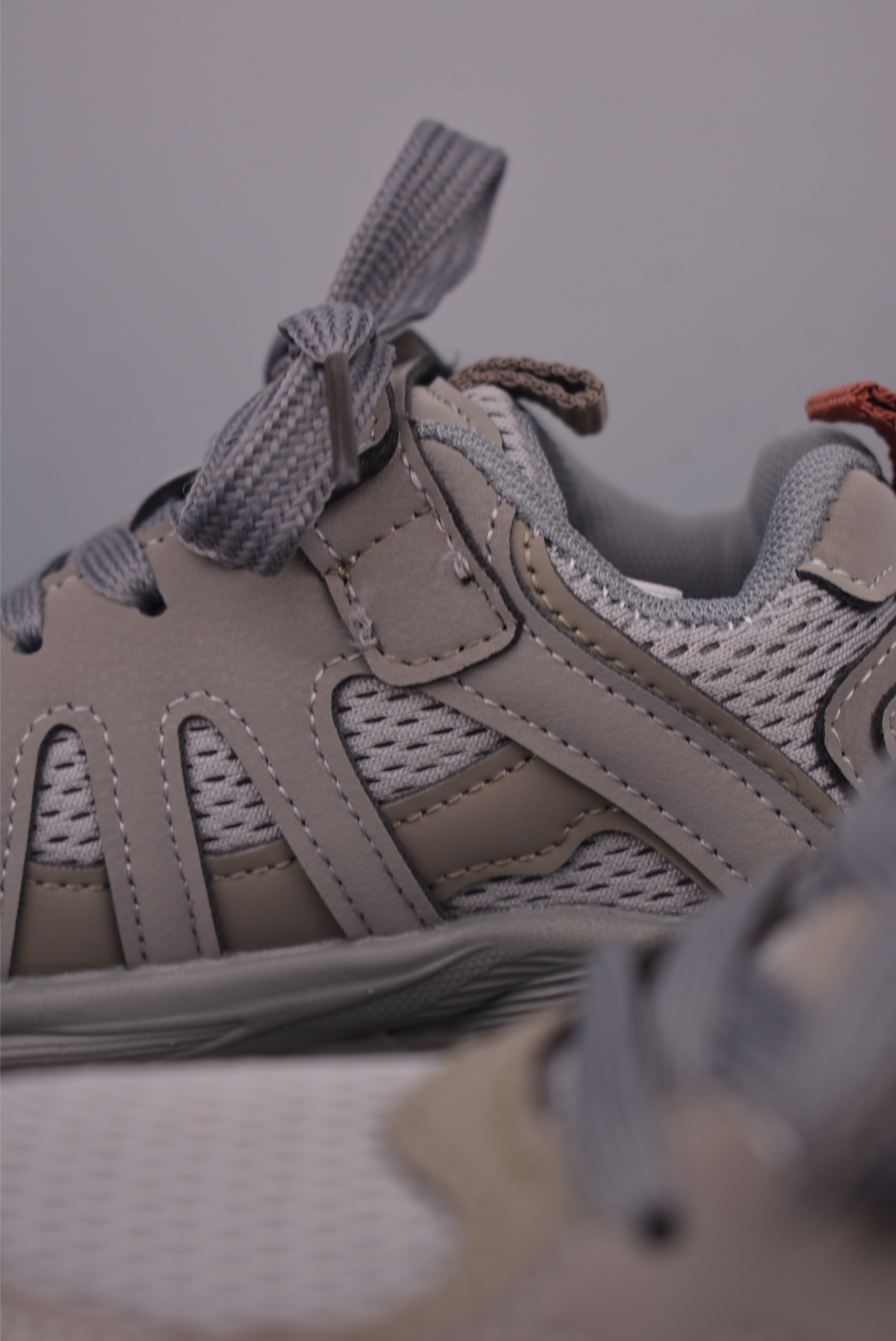 120 Adidas童鞋 休闲运动慢跑鞋 923612415