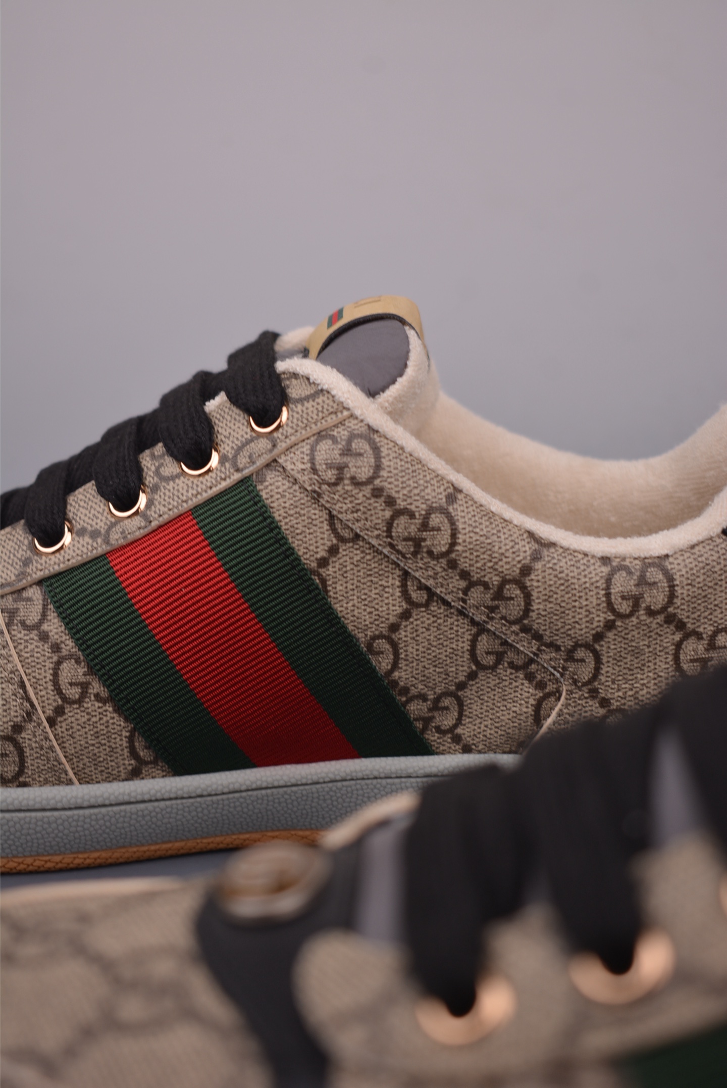 Gucci Screener Sneakers Dirty Effect Brown, Green and Red Stripes, Size 39-45 9 i1757463293133 2715 0 7