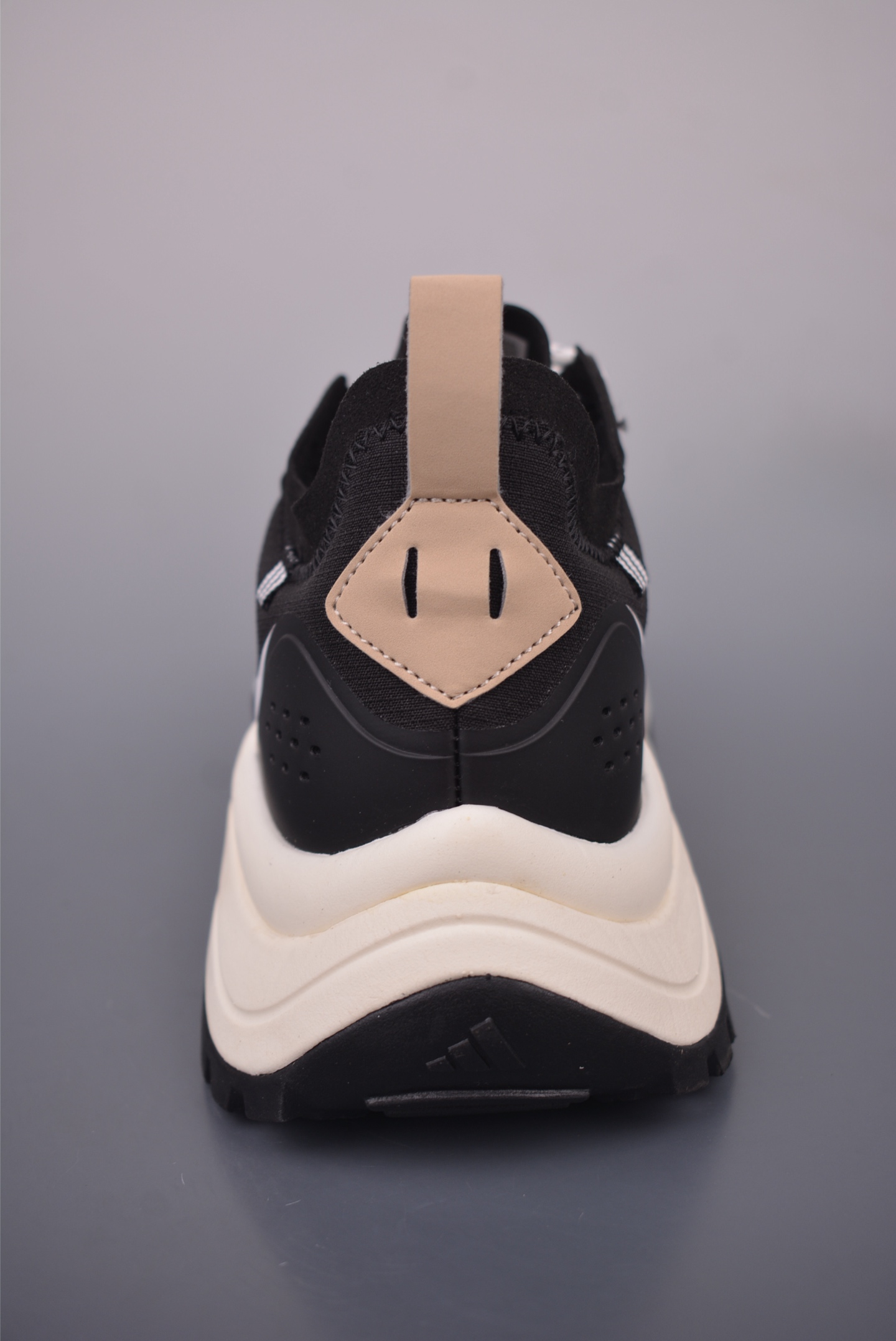 Adidas Citywowlk Low White Black Chunky Sneakers IG22392332 5 i1757547528312 6866 0 3