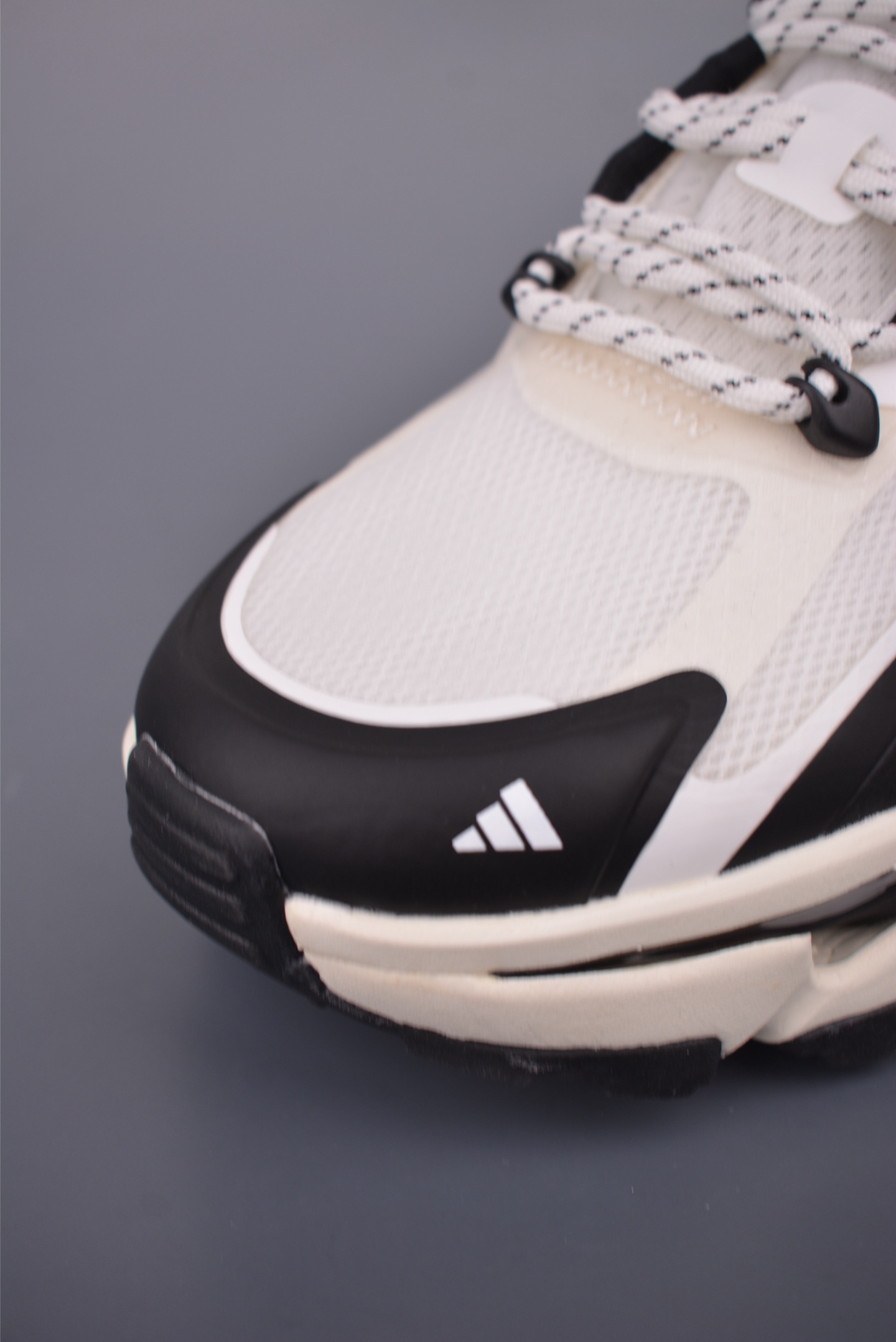 Adidas Citywowlk Low White Black Chunky Sneakers IG22392332 7 i1757547528343 8359 0 5