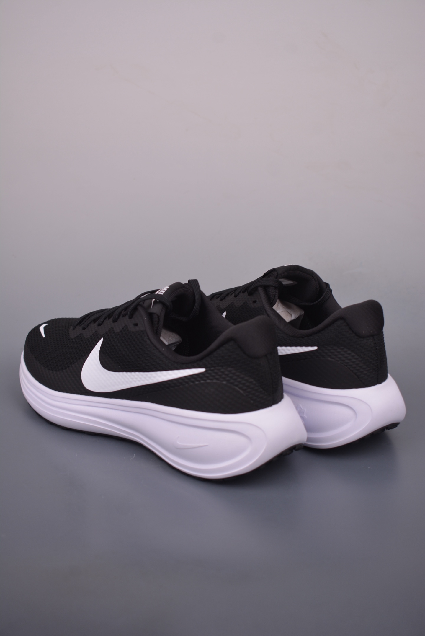 170 Nike REVOLUTION 8 跑步鞋 唯一原装 原盒原标 正确版本 XP内置气垫 正确双层组合底 双层网纱同步原版 唯一正确版本 官方 HJ9198-003-Chinese UA Cheap High Quatity Brand Clothes Bags handbags Sneakers wholesale wholesaler seller from China Factory suppliers Fashion Clothing Shoes best Quality Beautiful Price 170 Nike REVOLUTION 8 跑步鞋 唯一原装 原盒原标 正确版本 XP内置气垫 正确双层组合底 双层网纱同步原版 唯一正确版本 官方 HJ9198-003