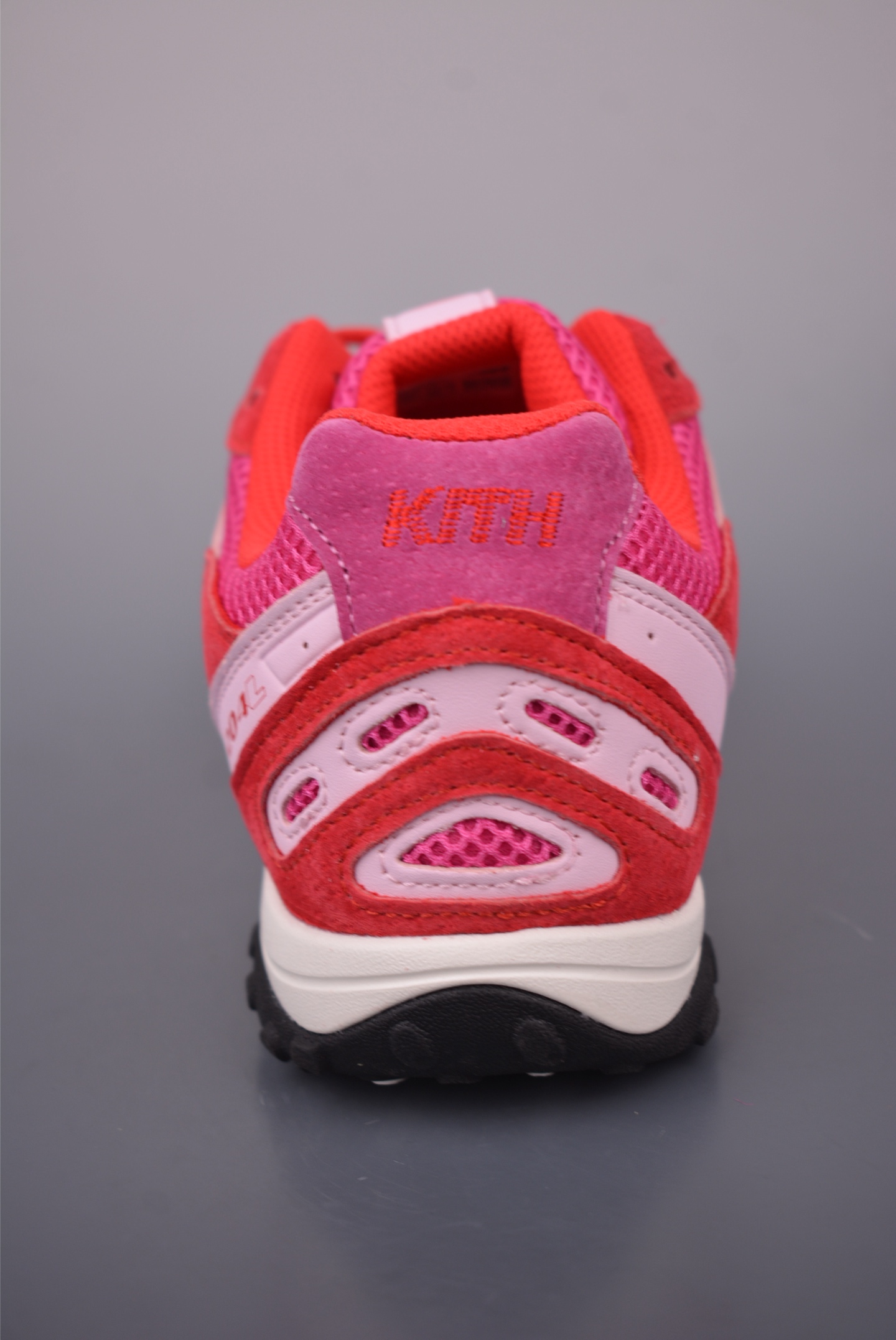 New Balance 204 Retro Casual Running Shoes - Stylish and Comfortable 5 i1757548111004 533 0 3