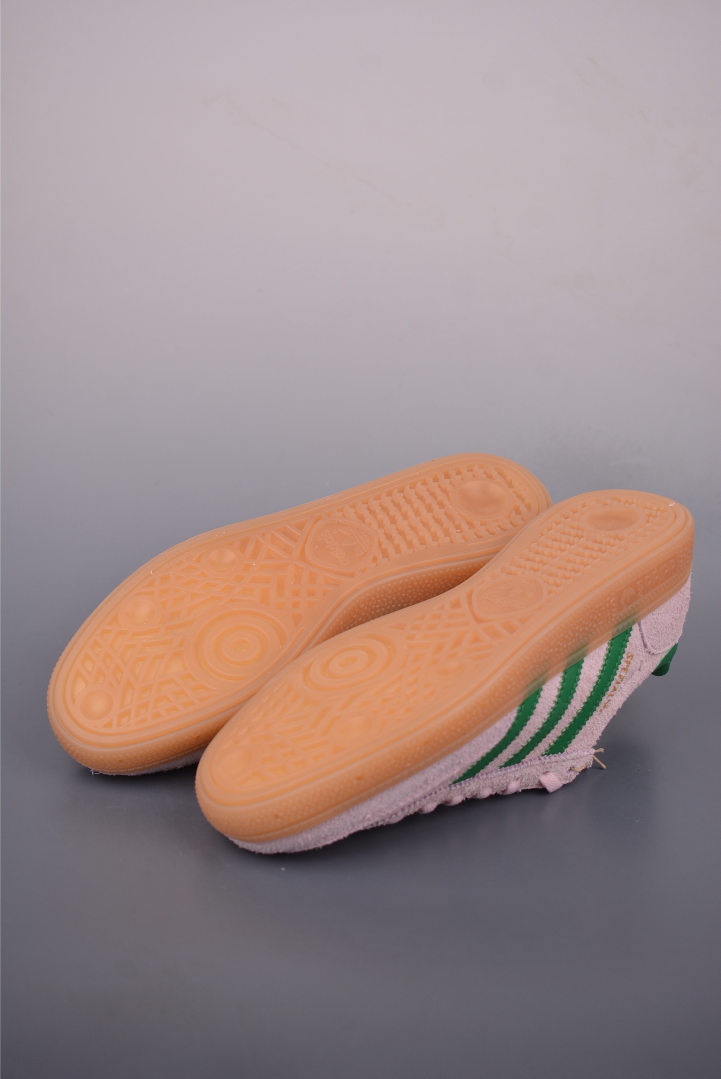 Adidas Handball Spezial Sneakers - Retro Casual Shoes in Suede Pink and Green 3 i1757548154197 3007 0 2