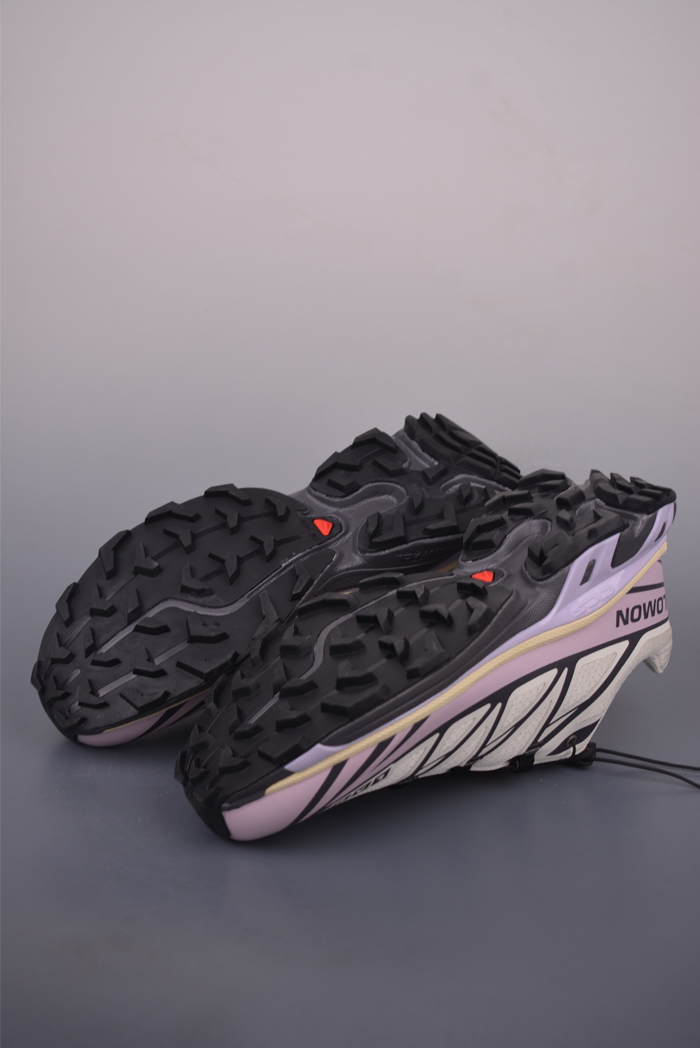 Salomon XT-6 Retro Trail Running Shoes - Outdoor Performance & Street Style 4 i1757632704933 2243 0 2