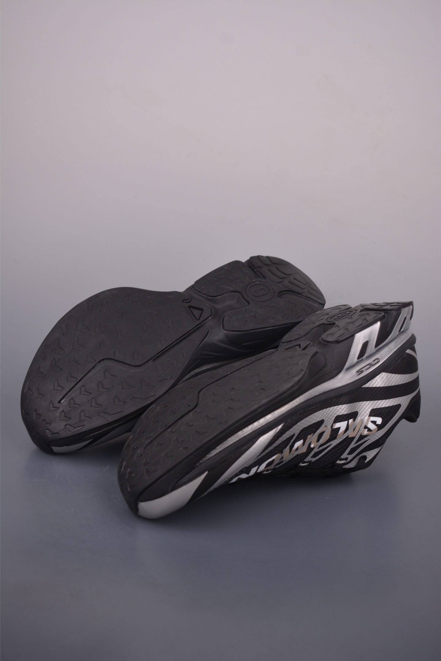MM6 Maison Margiela x Salomon Spectur 2 Trail Running Shoes - Black/Silver 4 i1757632875350 8939 0 2