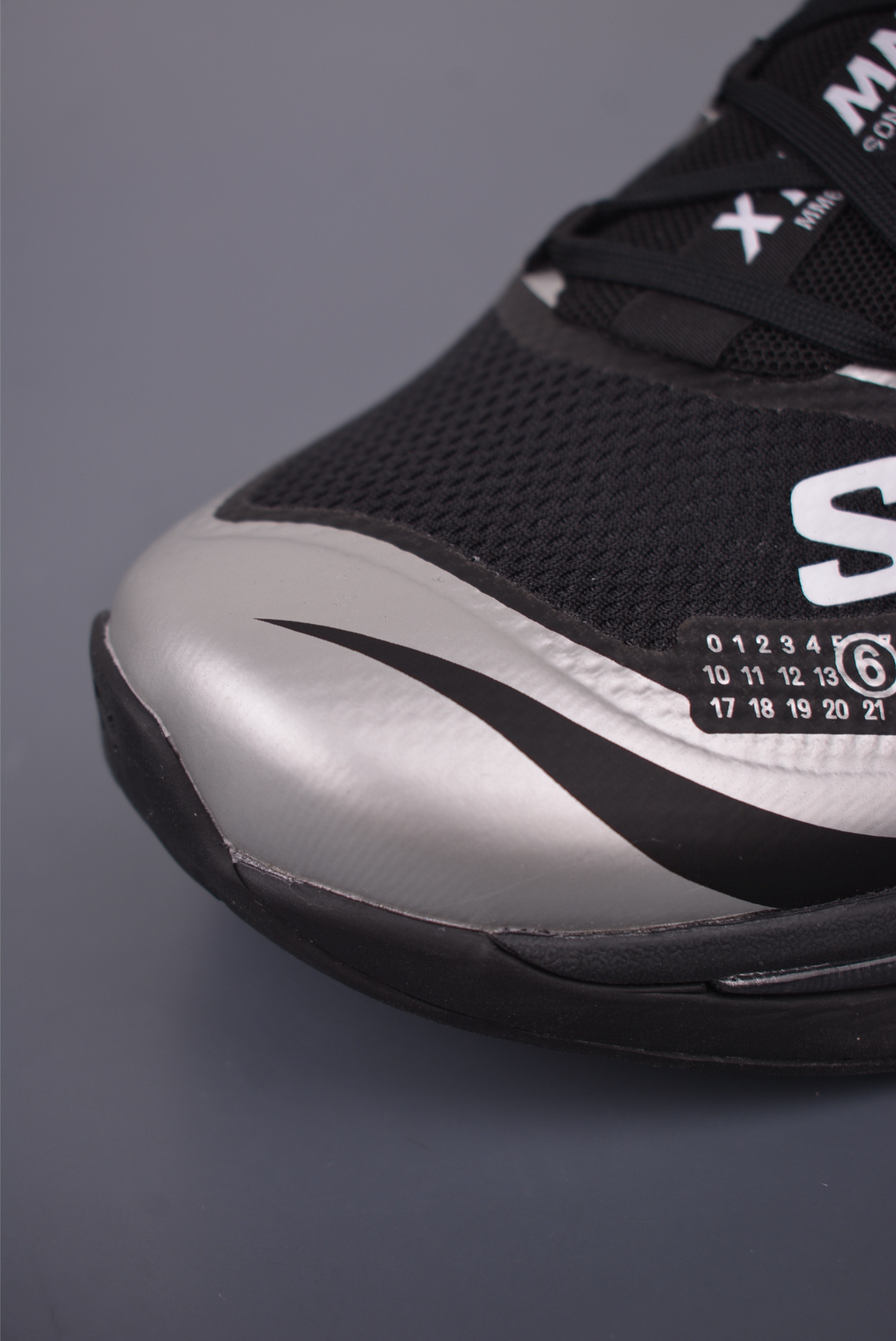 MM6 Maison Margiela x Salomon Spectur 2 Trail Running Shoes - Black/Silver 7 i1757632875366 3284 0 5