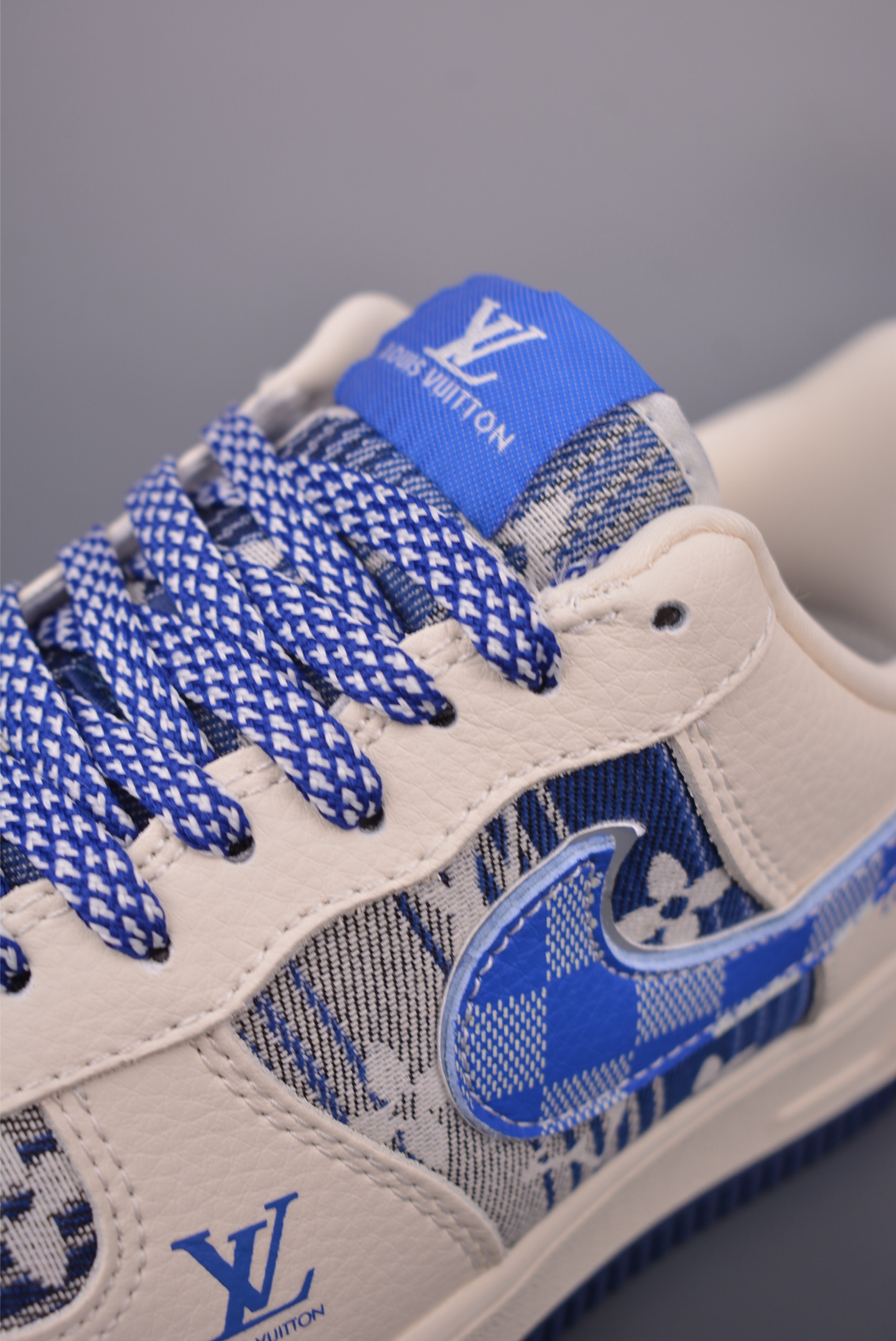 Nike Air Force 1 Low Louis Vuitton Collab Sneakers - Limited Edition 8 i1757633459766 2018 0 6