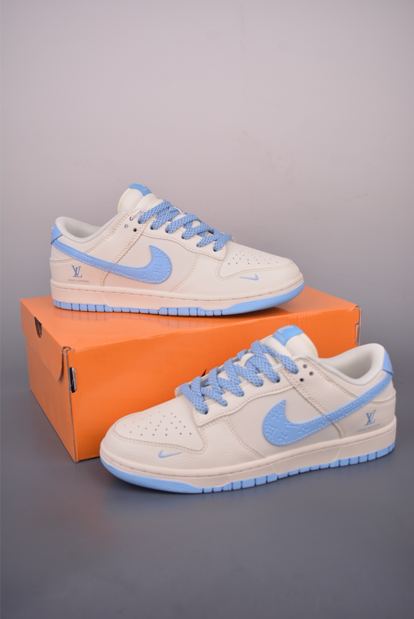 Nike SB Dunk Low Louis Vuitton Collab Premium Sneakers - Limited Edition 6 i1757633551040 9823 0 4