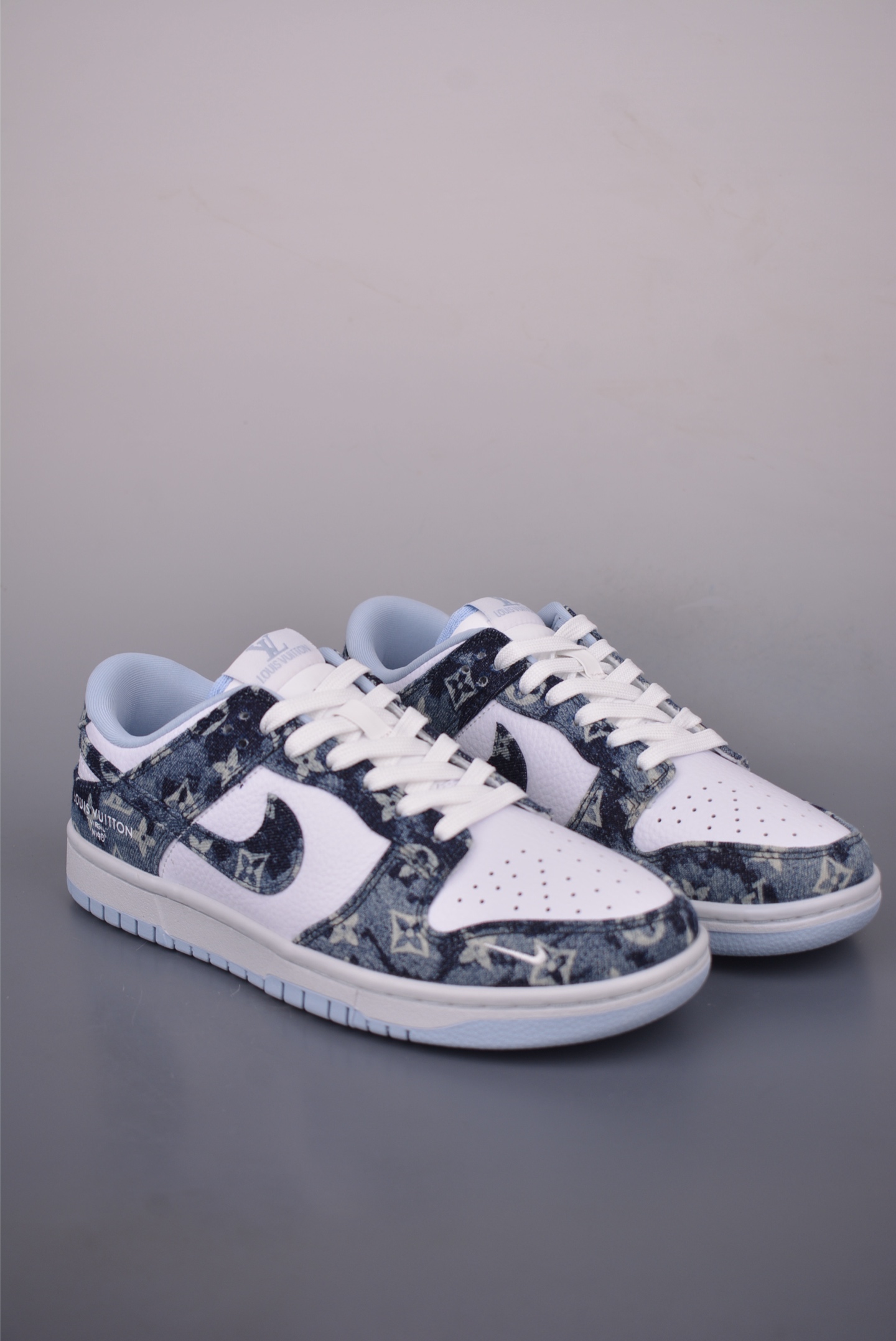 Nike SB Dunk Low Louis Vuitton Custom Sneakers Premium Quality 1 i1757633594067 6904 0 0