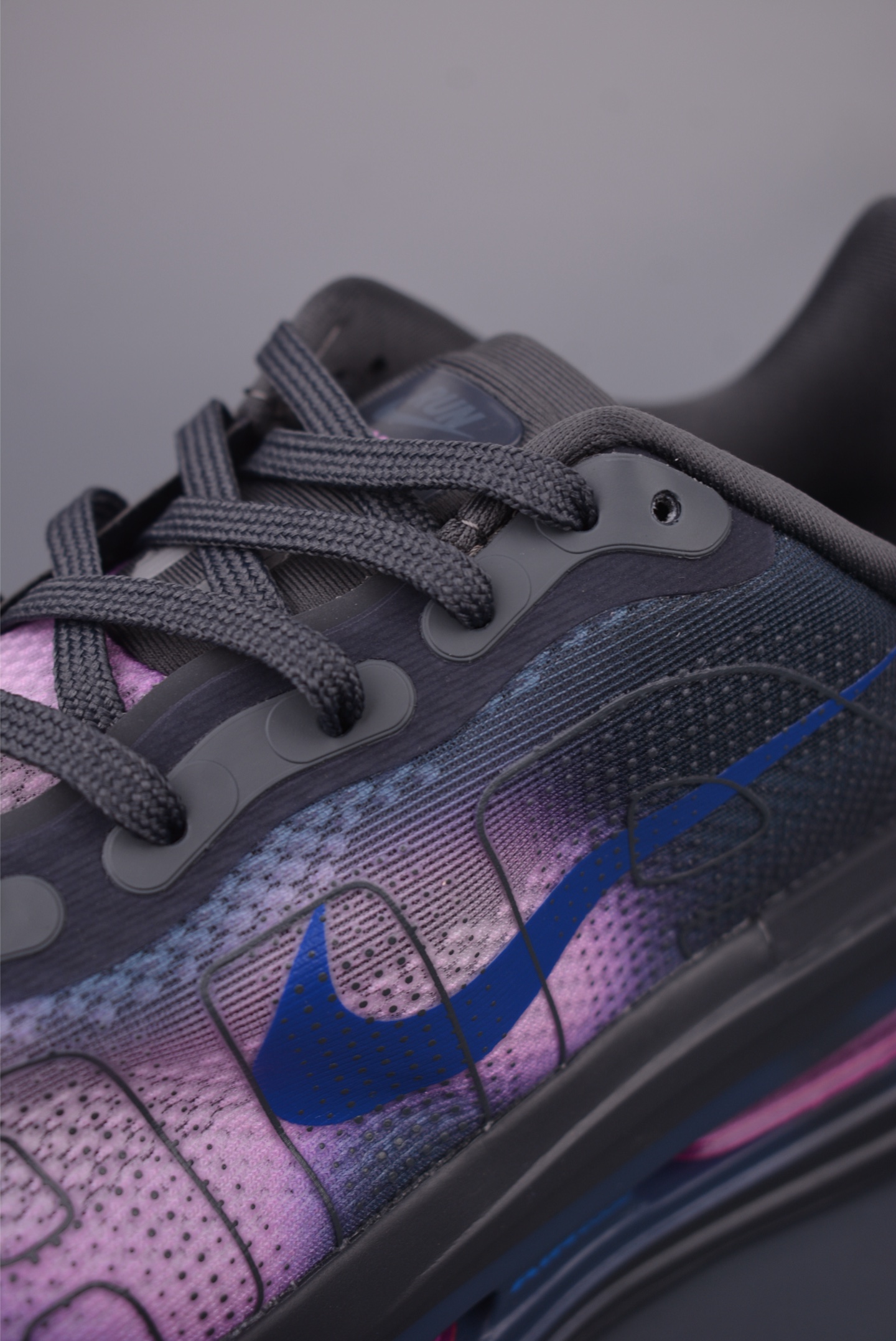 Nike Vomero Running Shoes - Premium Air Cushion, Comfort, and Durability 7 i1757633684058 3776 0 6