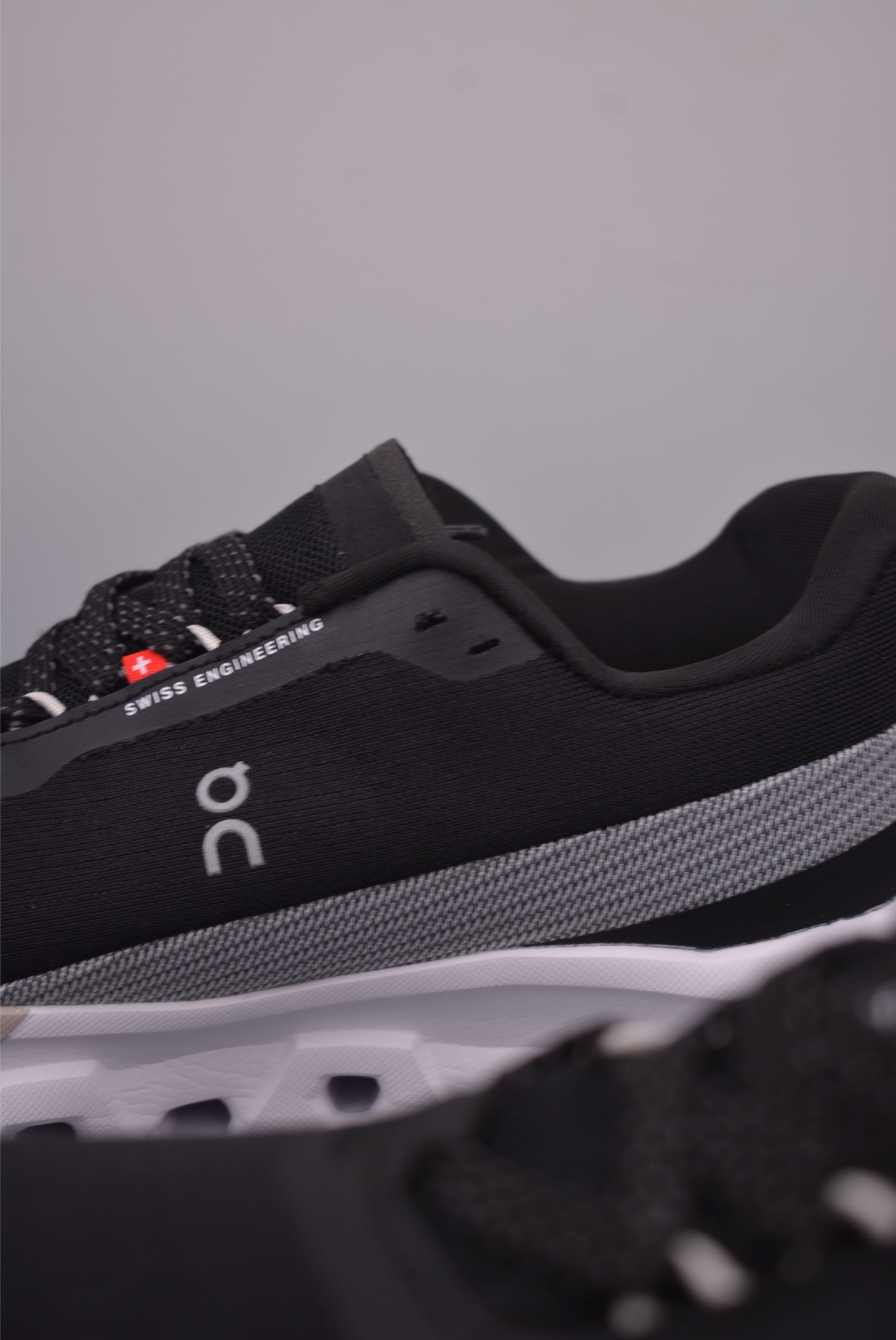 On Running Cloudsurfer Max Black Outdoor Street Style Running Shoes 9 i1757633732579 6208 0 7