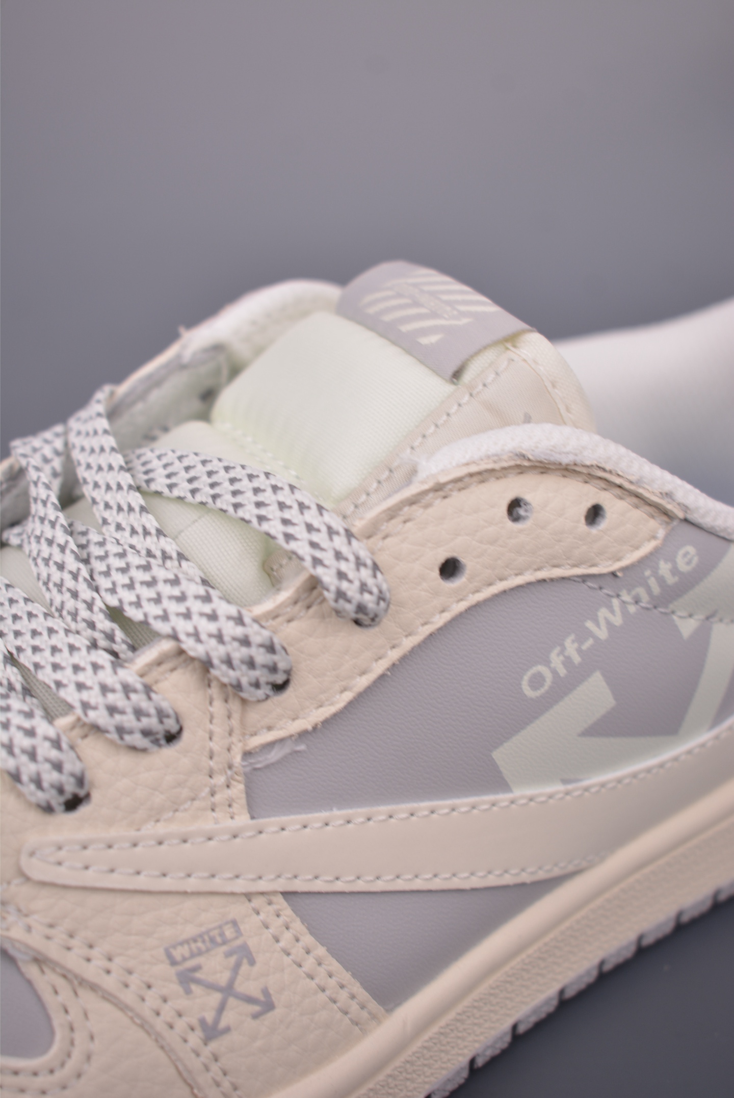Fragment Design x Travis Scott Air Jordan 1 Low - Fashion Sneakers 8 i1757633905496 4350 0 6