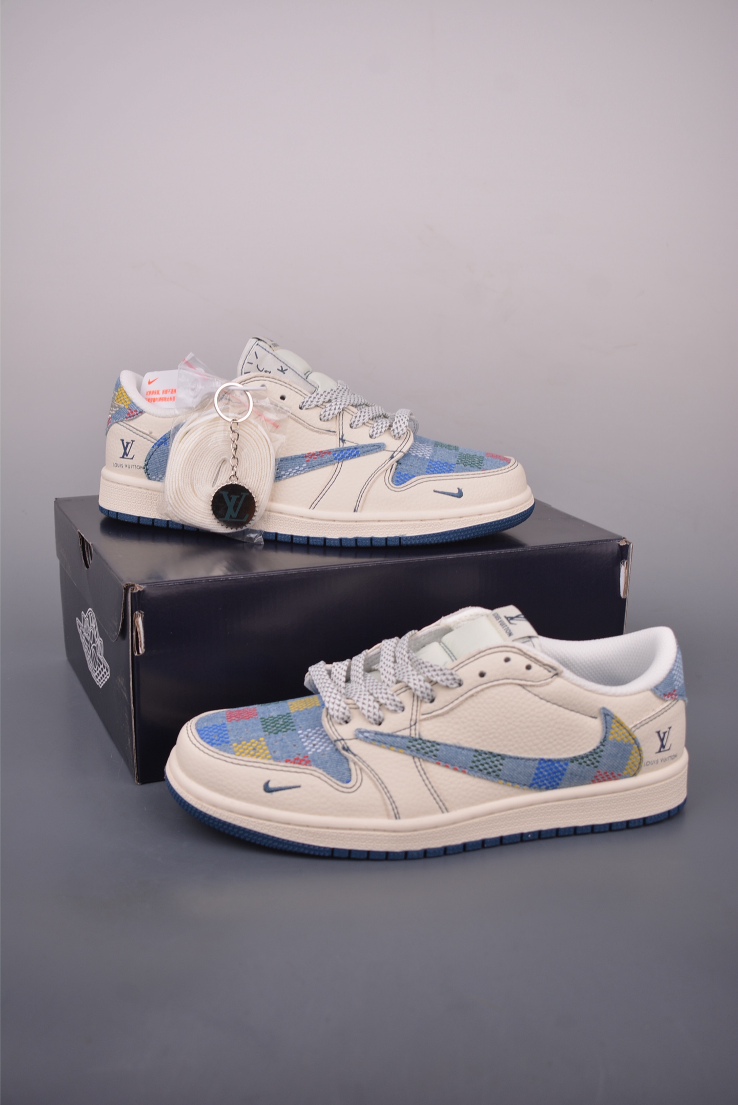 Gucci X Supreme Air Jordan 1 Low Green Sneakers Designer Collaboration 3 i1757633921324 8351 0 1