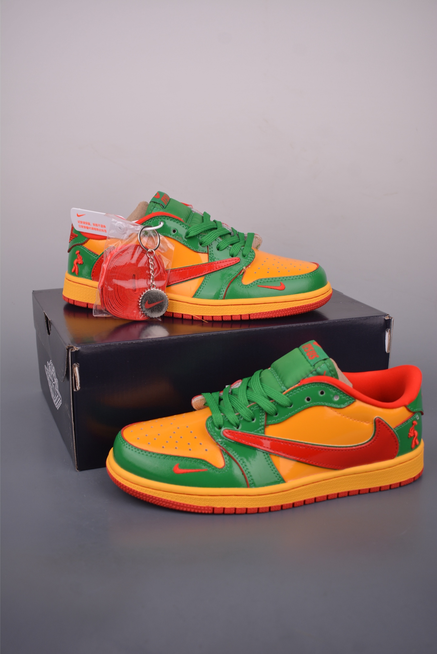 Gucci X Supreme Air Jordan 1 Low Green Sneakers Designer Collaboration 4 i1757633922775 3206 0 2