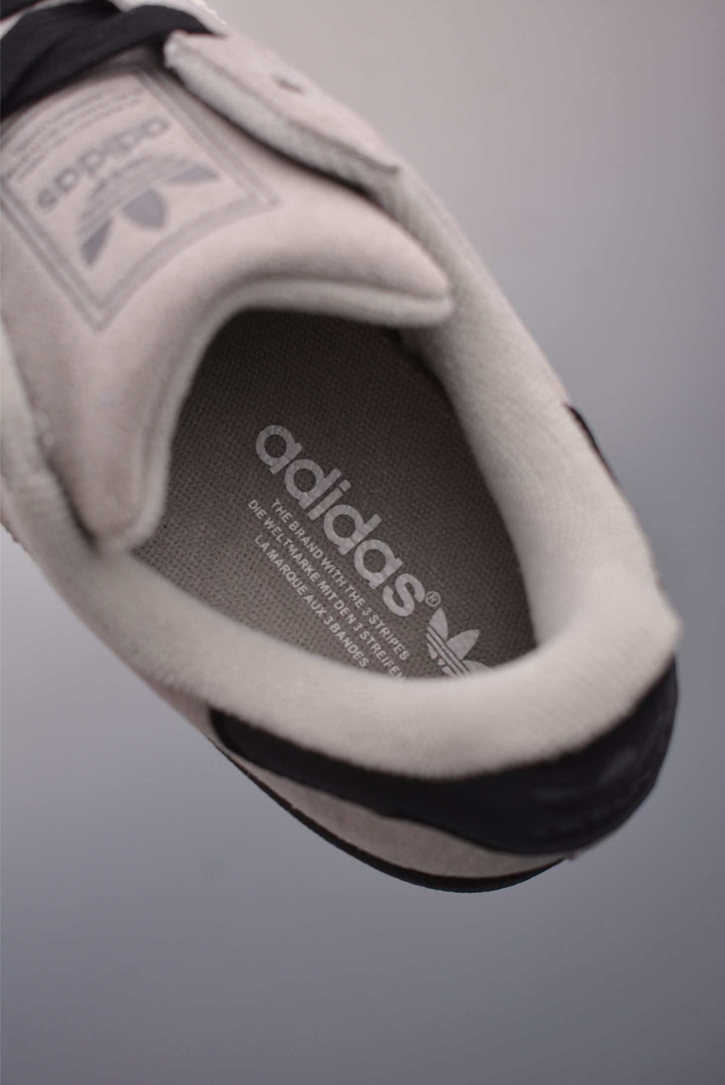 Adidas Originals Superstar 2025: Classic Style, Premium Leather, and Iconic Design 10 i1757719505840 8607 0 8