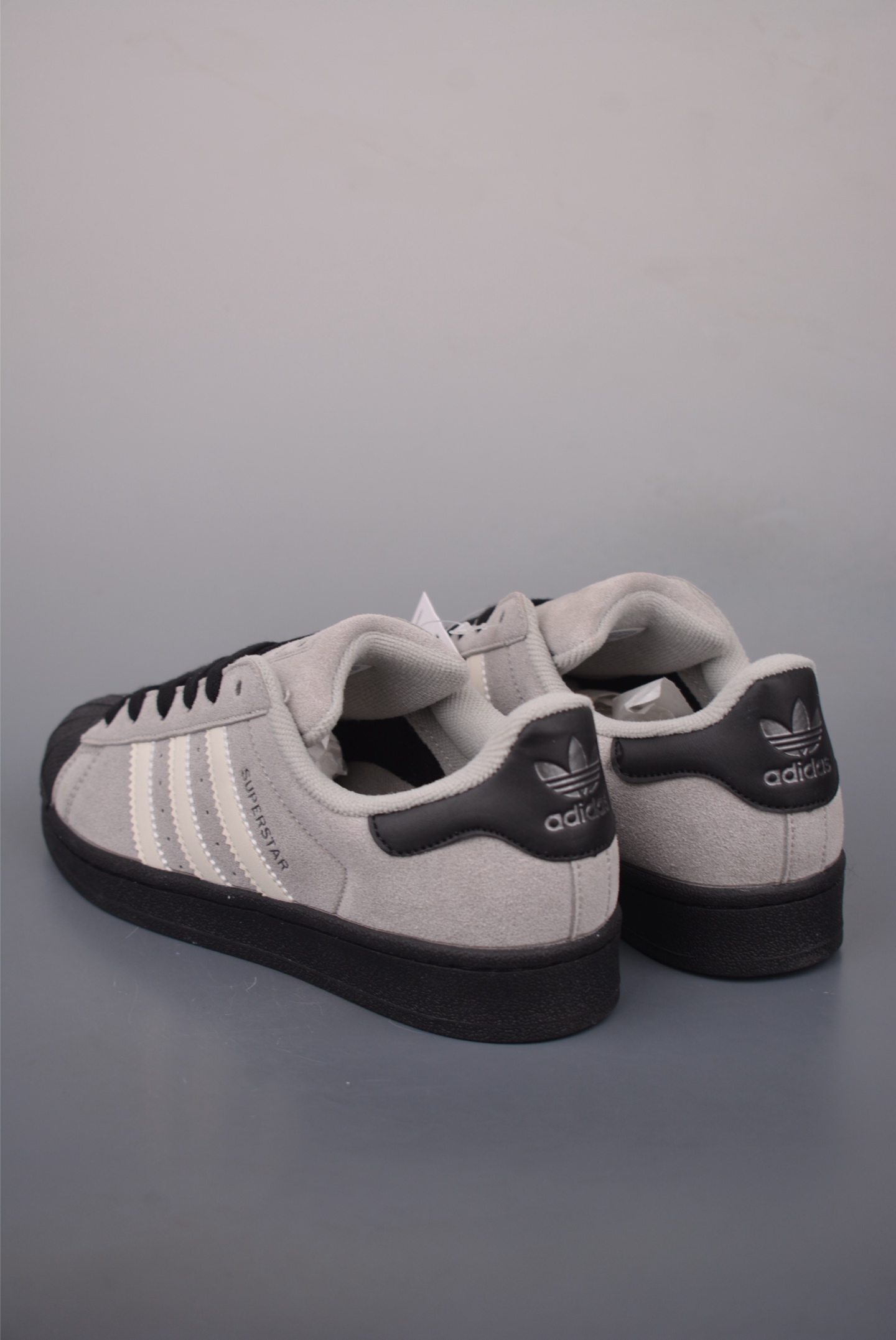 Adidas Originals Superstar 2025: Classic Style, Premium Leather, and Iconic Design 3 i1757719505850 7128 0 1