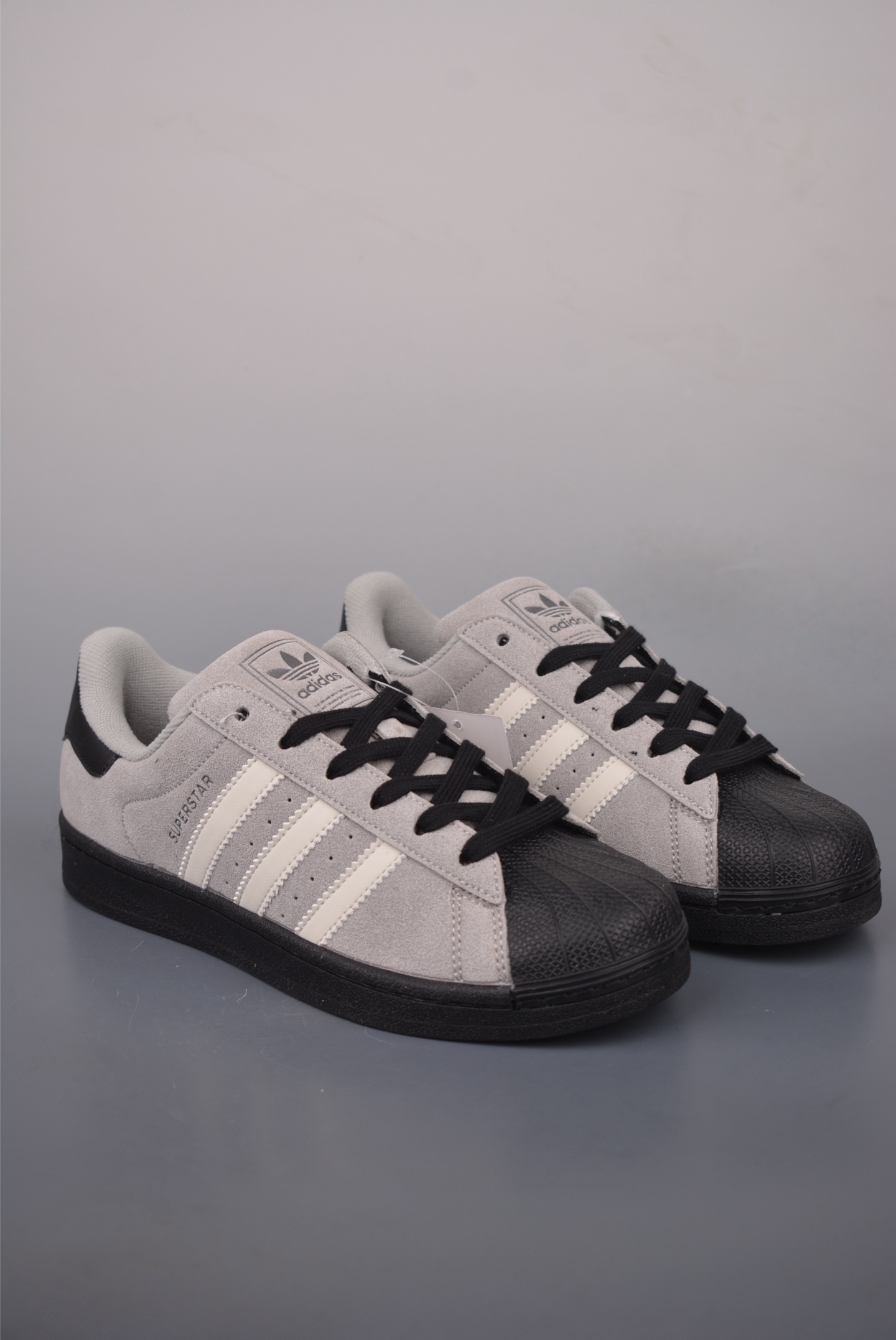Adidas Originals Superstar 2025: Classic Style, Premium Leather, and Iconic Design 2 i1757719510226 7556 0 0