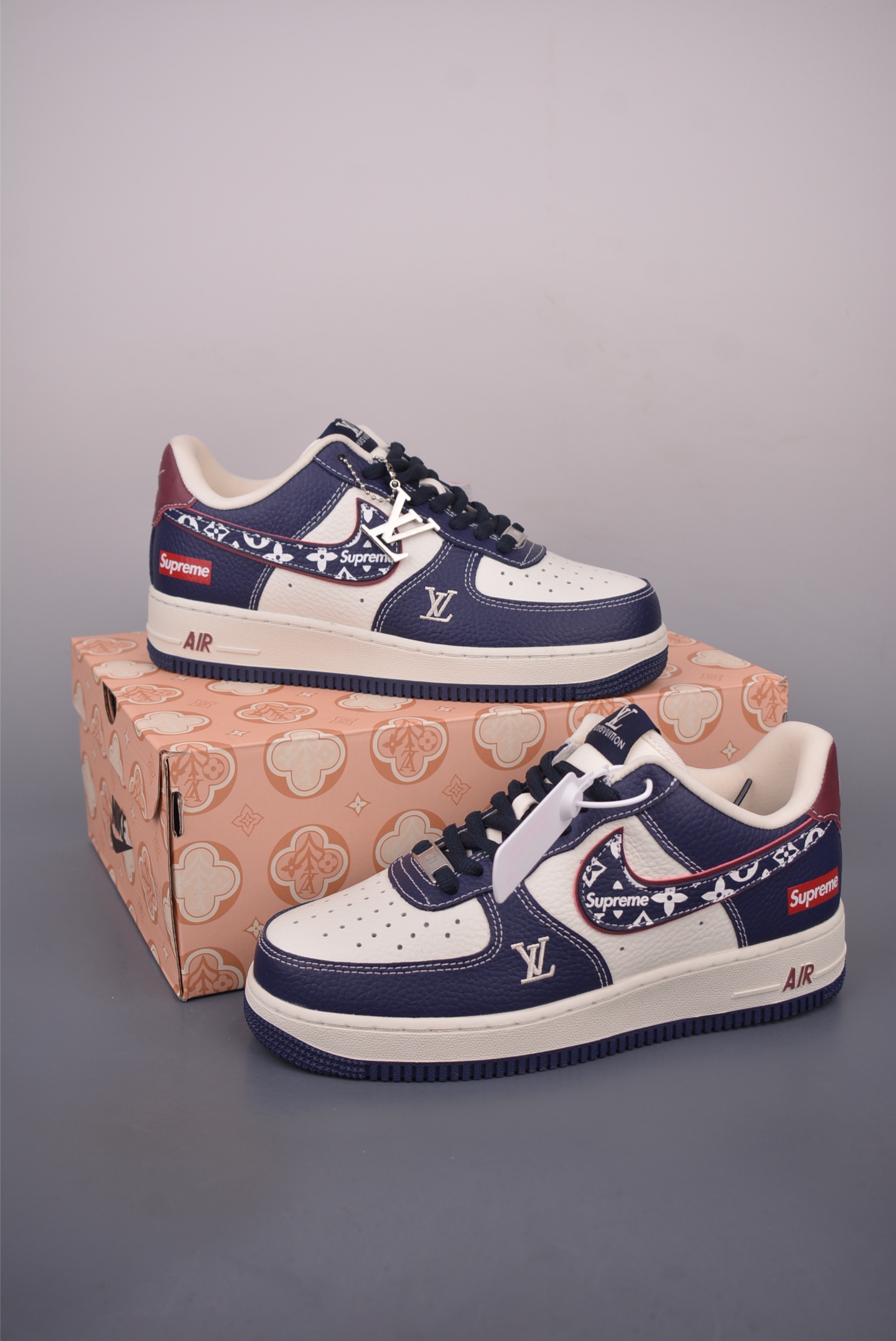 Nike Air Force 1 Low Supreme x Louis Vuitton Custom Sneakers 6 i1757720185681 7459 0 4