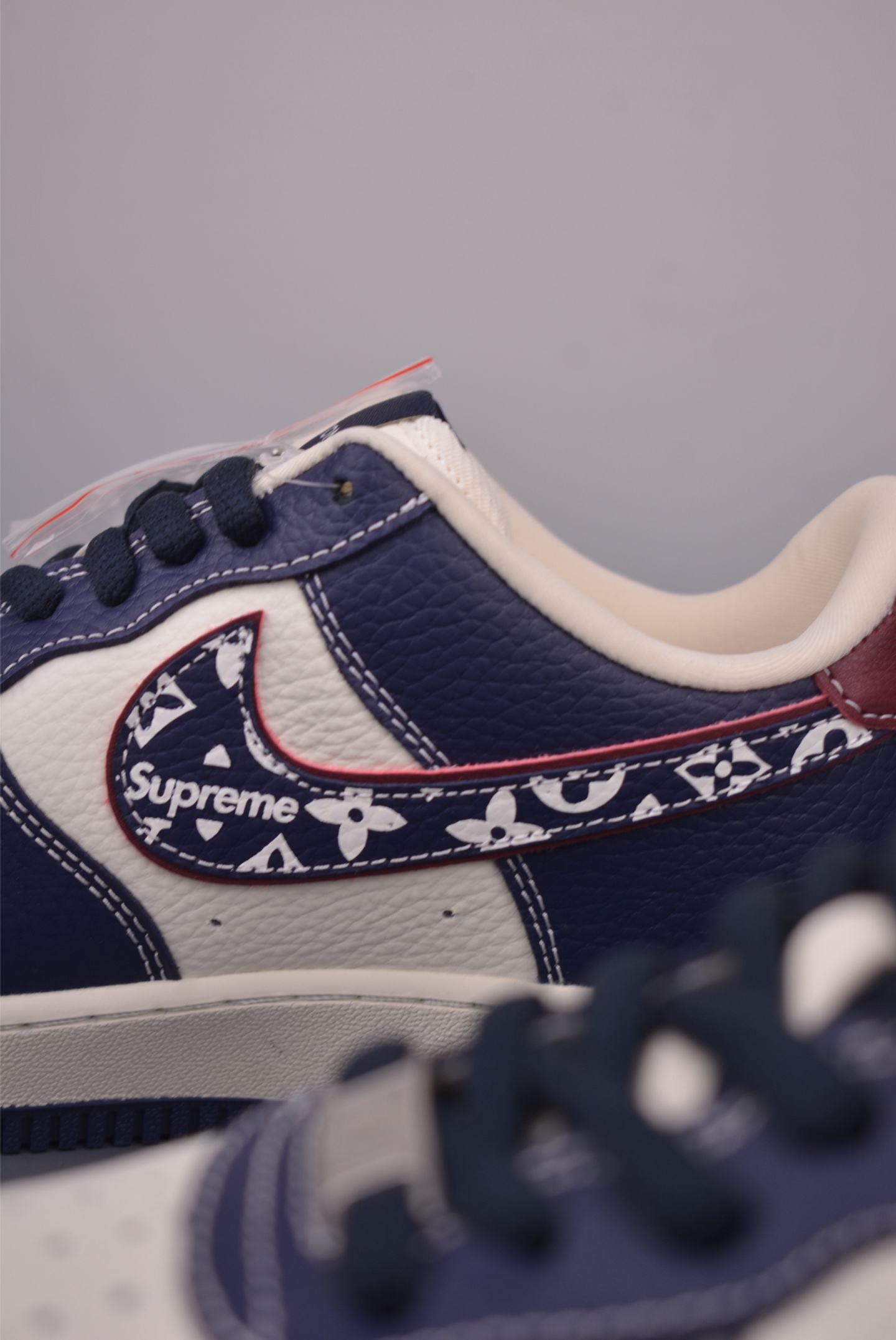 Nike Air Force 1 Low Supreme x Louis Vuitton Custom Sneakers 9 i1757720187508 1882 0 7
