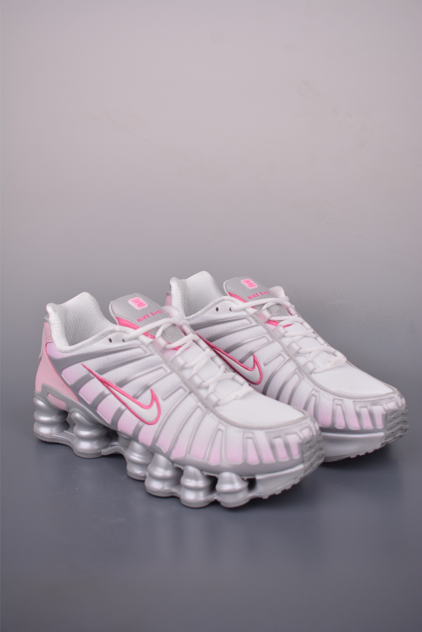 Nike Shox Ride 2 SP x Supreme Running Shoes Full Palm Cushion - White/Pink 2 i1757720302758 9713 0 0
