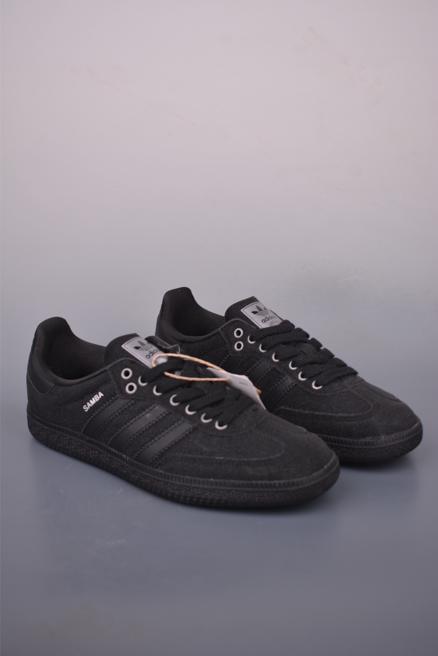 Adidas Samba OG: Retro Soccer Shoe, Black Leather, Iconic 3-Stripes, All Size 1 i1757720340398 1488 0 0