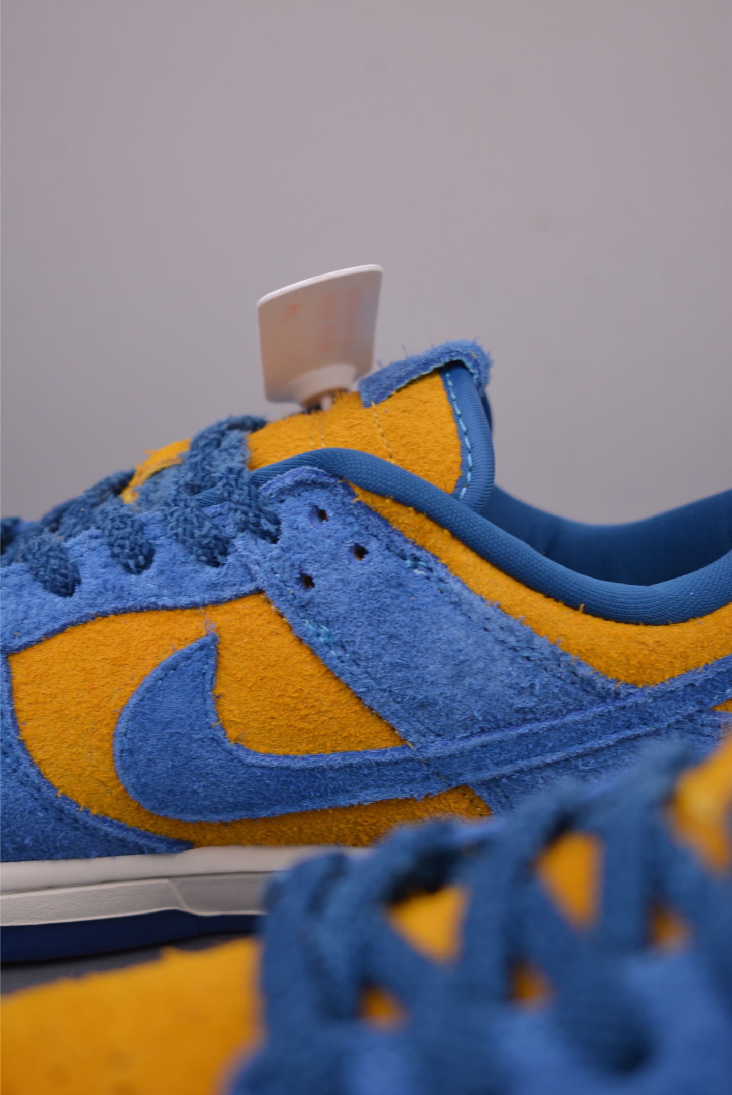 Nike SB Dunk Low Top Quality Blue and Yellow Suede Leather Sneakers 8 i1757720400653 843 0 7