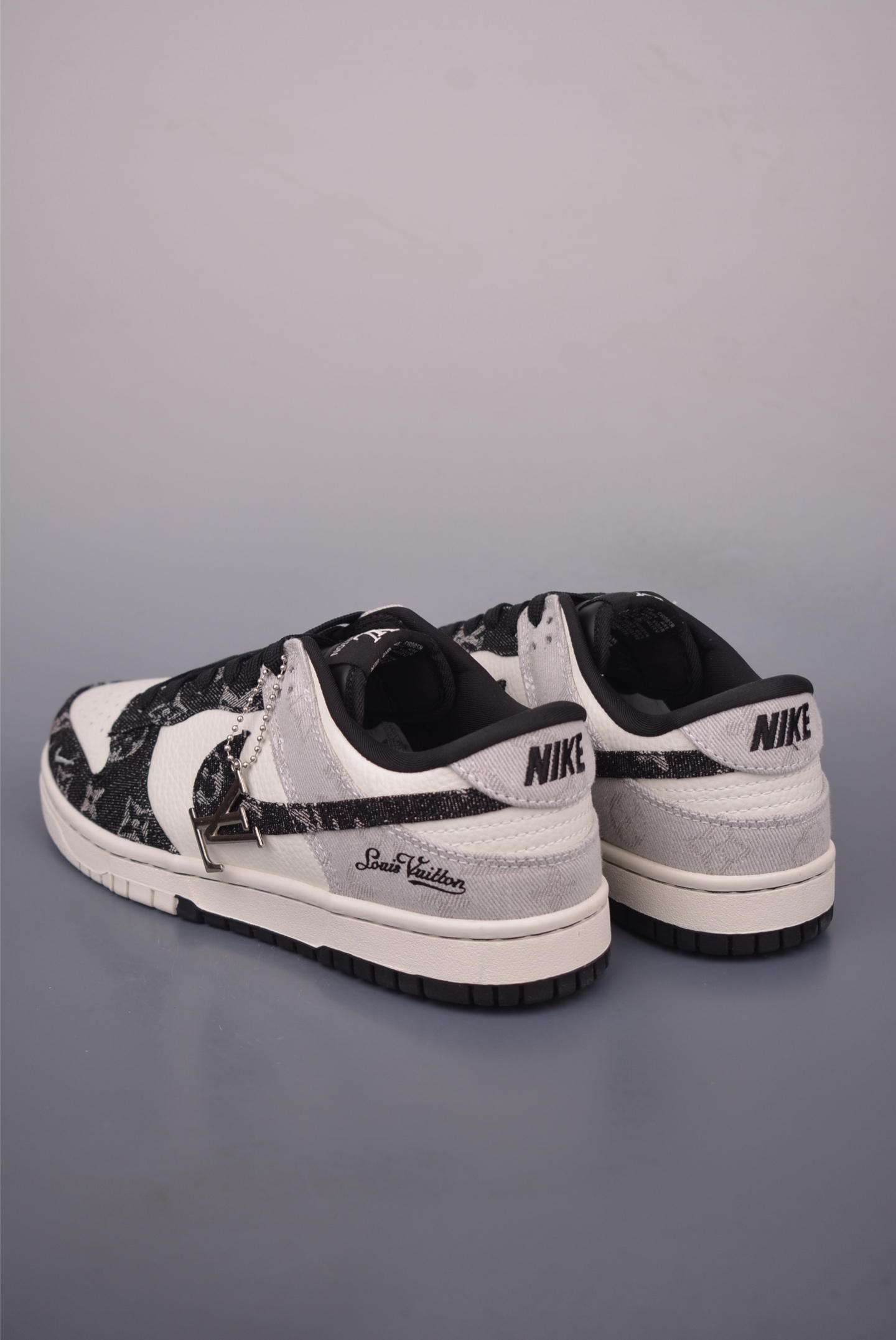Nike SB Dunk Low Louis Vuitton Collab Premium Leather Sneakers 3 i1757720476675 2810 0 1