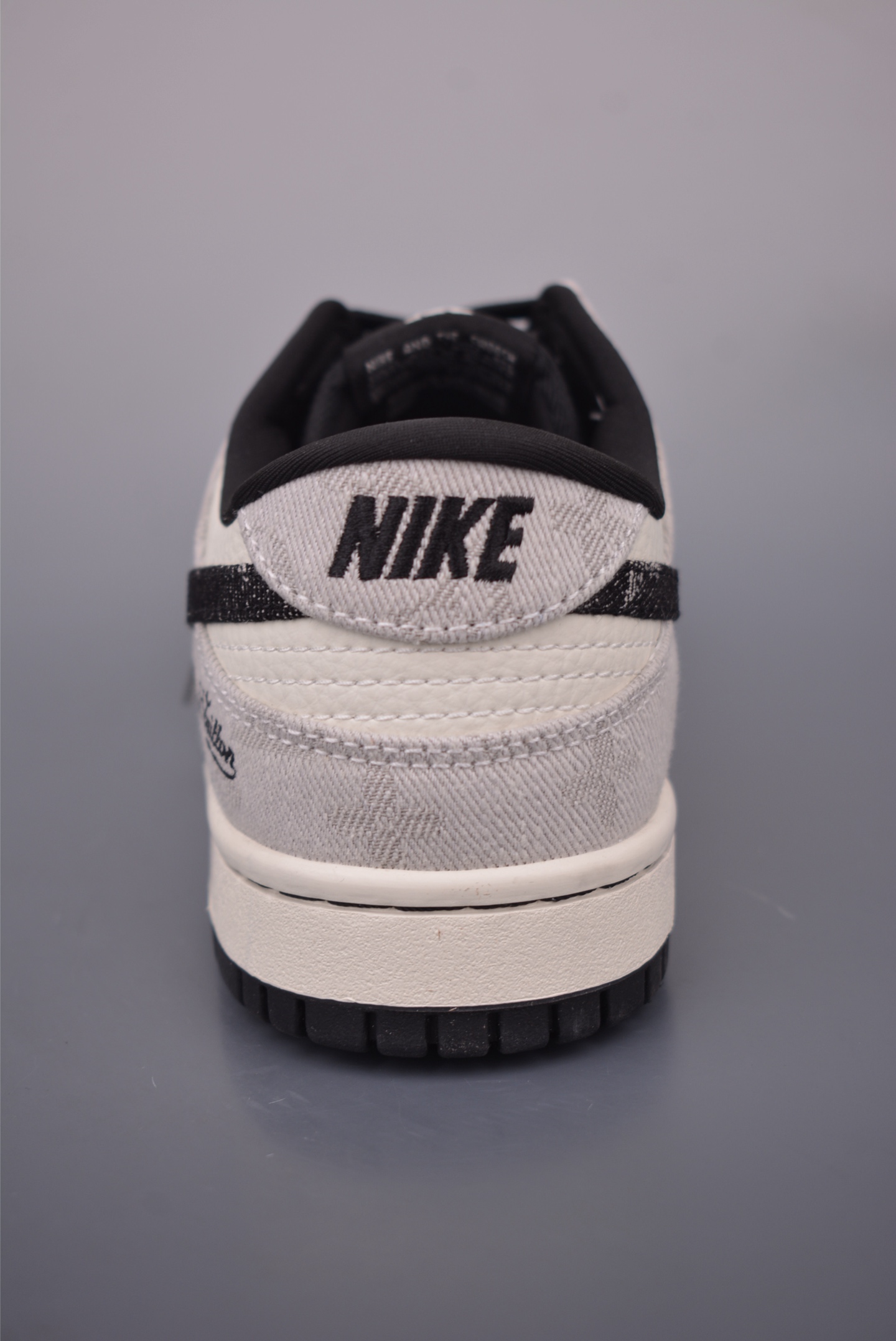 Nike SB Dunk Low Louis Vuitton Collab Premium Leather Sneakers 5 i1757720478381 1047 0 3
