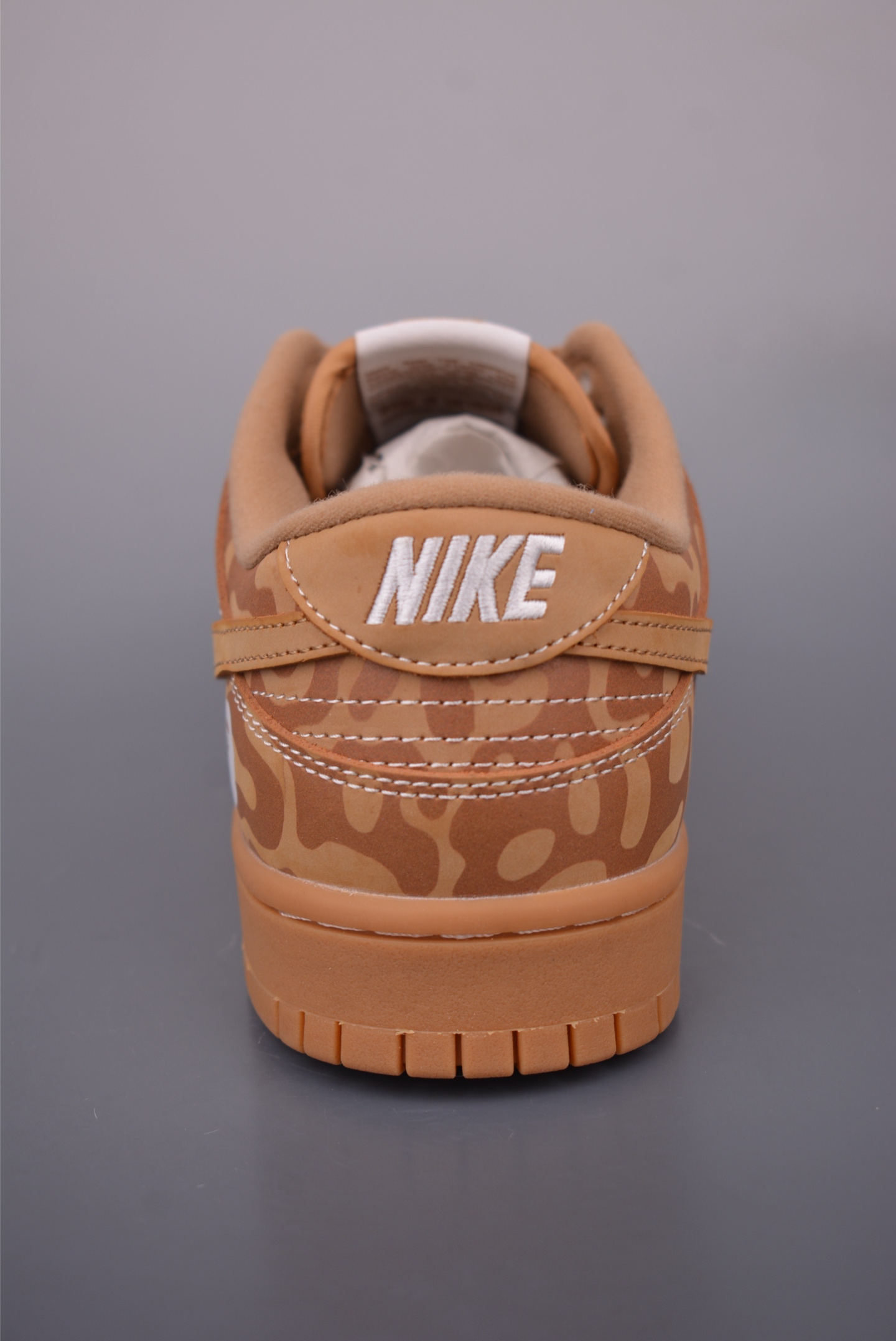 280 Nike SB Dunk Low 猿人头联名 LW1818-121