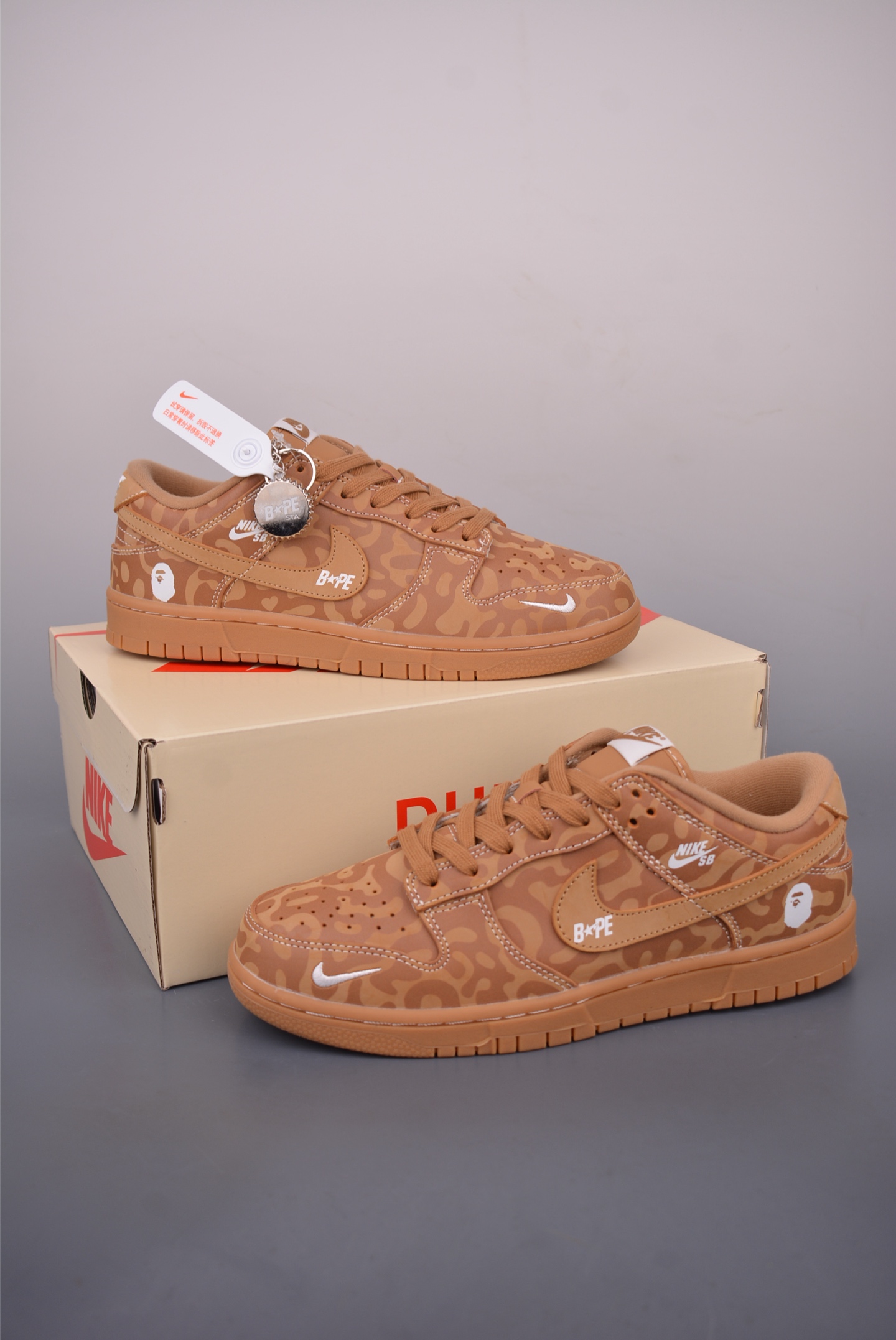 280 Nike SB Dunk Low 猿人头联名 LW1818-121