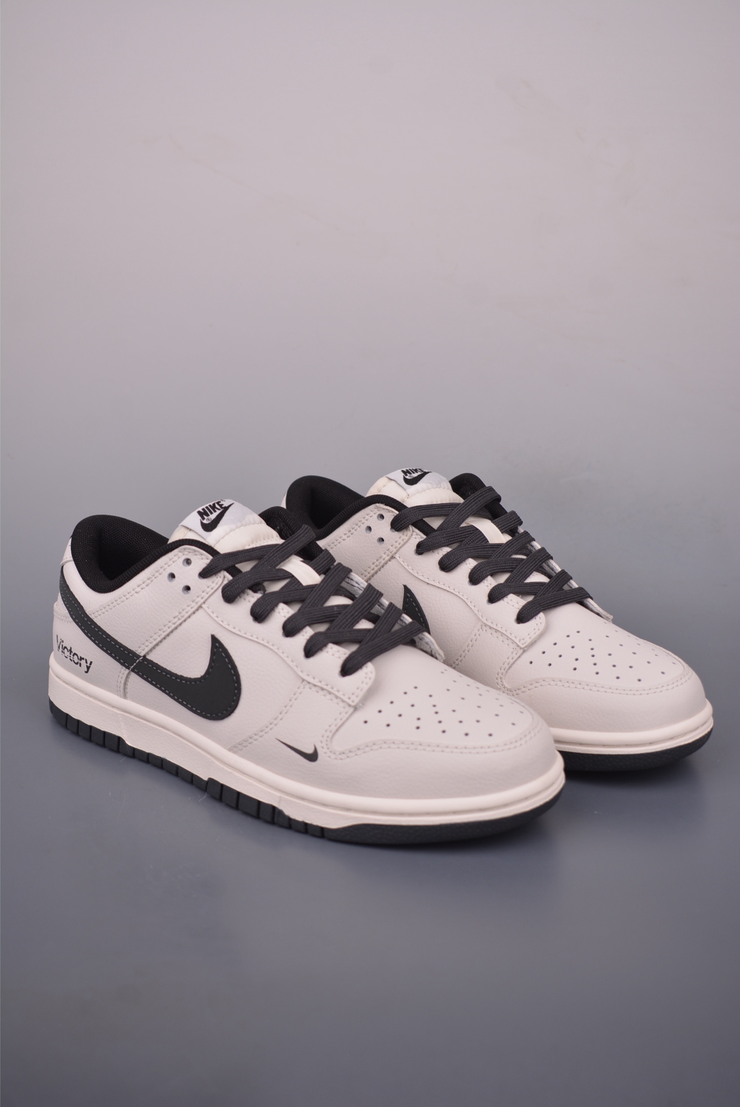 Nike SB Dunk Low Victory Cream/Black Premium Leather Sneakers WB0508-0412722 2 i1757720566180 1676 0 0