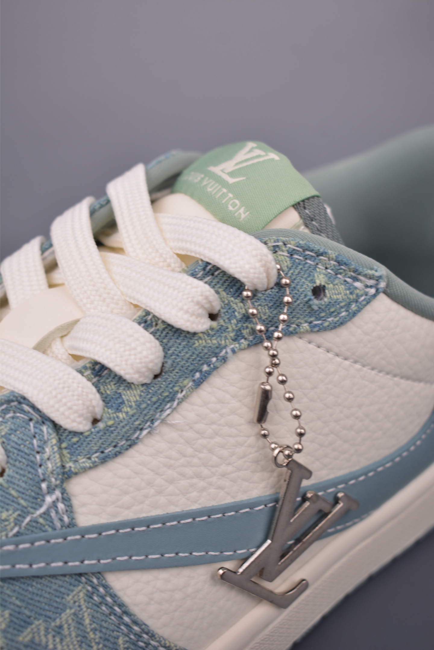 Fragment Design x Travis Scott x Louis Vuitton Air Jordan 1 Low Sneakers 7 i1757720644859 602 0 6