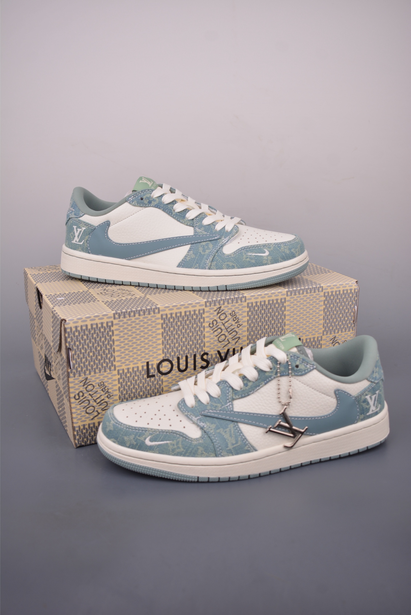 Fragment Design x Travis Scott x Louis Vuitton Air Jordan 1 Low Sneakers 5 i1757720646714 2068 0 4