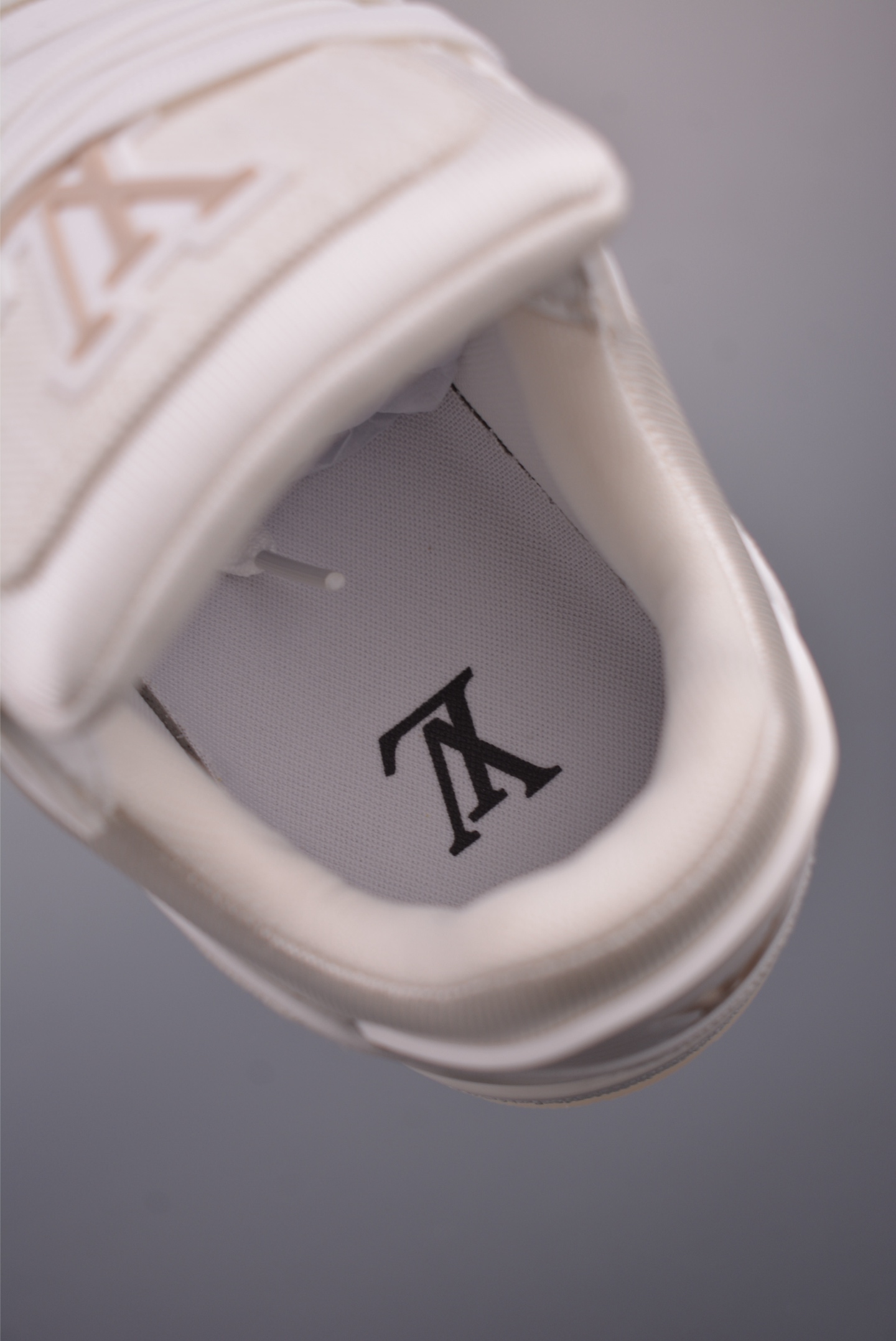 Louis Vuitton Trainer Limited Edition White Sneakers - Stylish & Comfortable 10 i1757721020495 2480 0 8