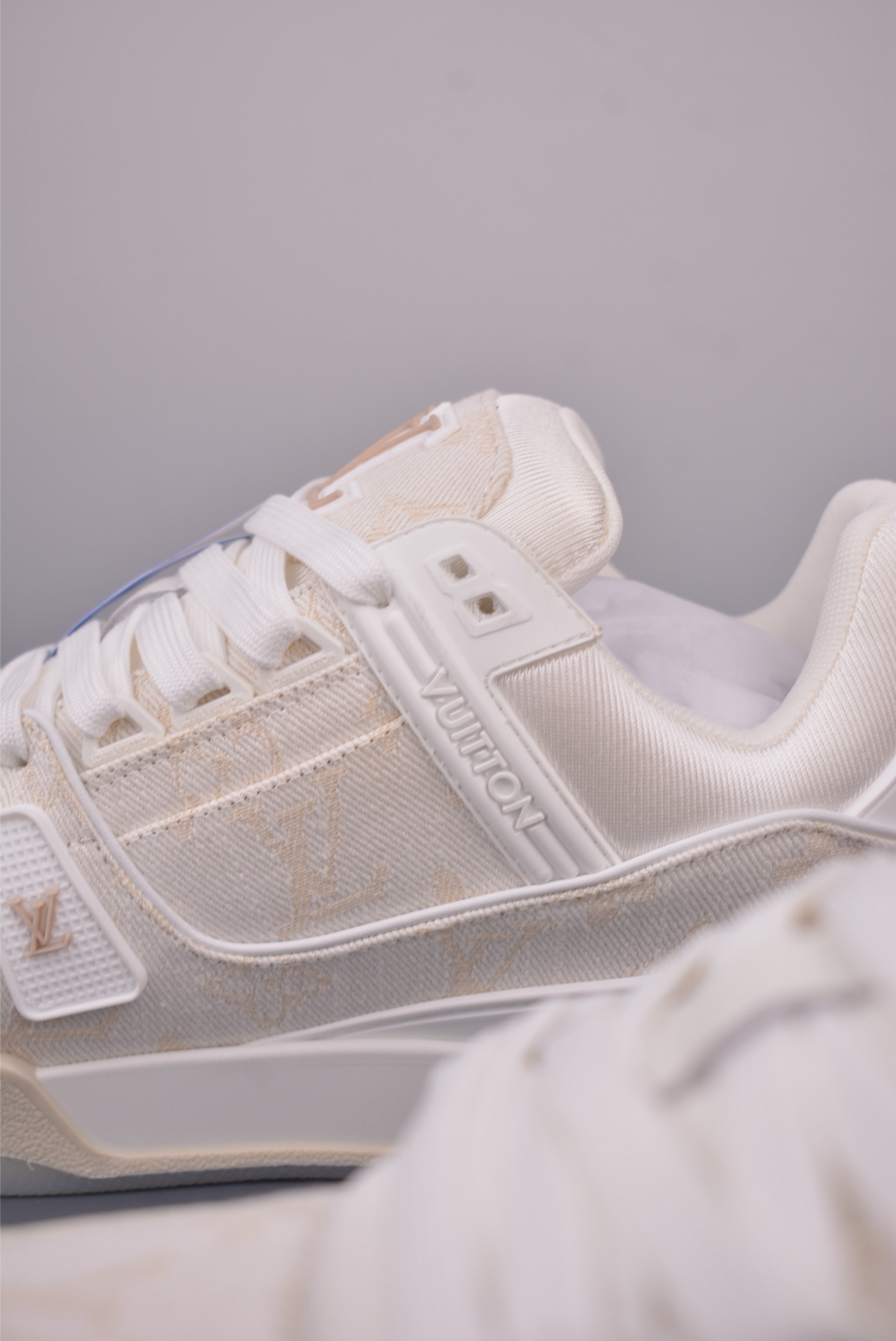 Louis Vuitton Trainer Sneaker Limited Edition White Leather, Size 35-46 9 i1757721039916 2012 0 7