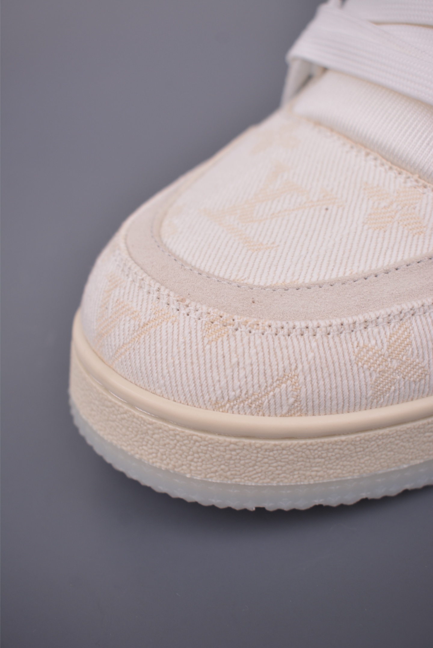 Louis Vuitton Trainer Sneaker Limited Edition White Leather, Size 35-46 7 i1757721040054 9981 0 5