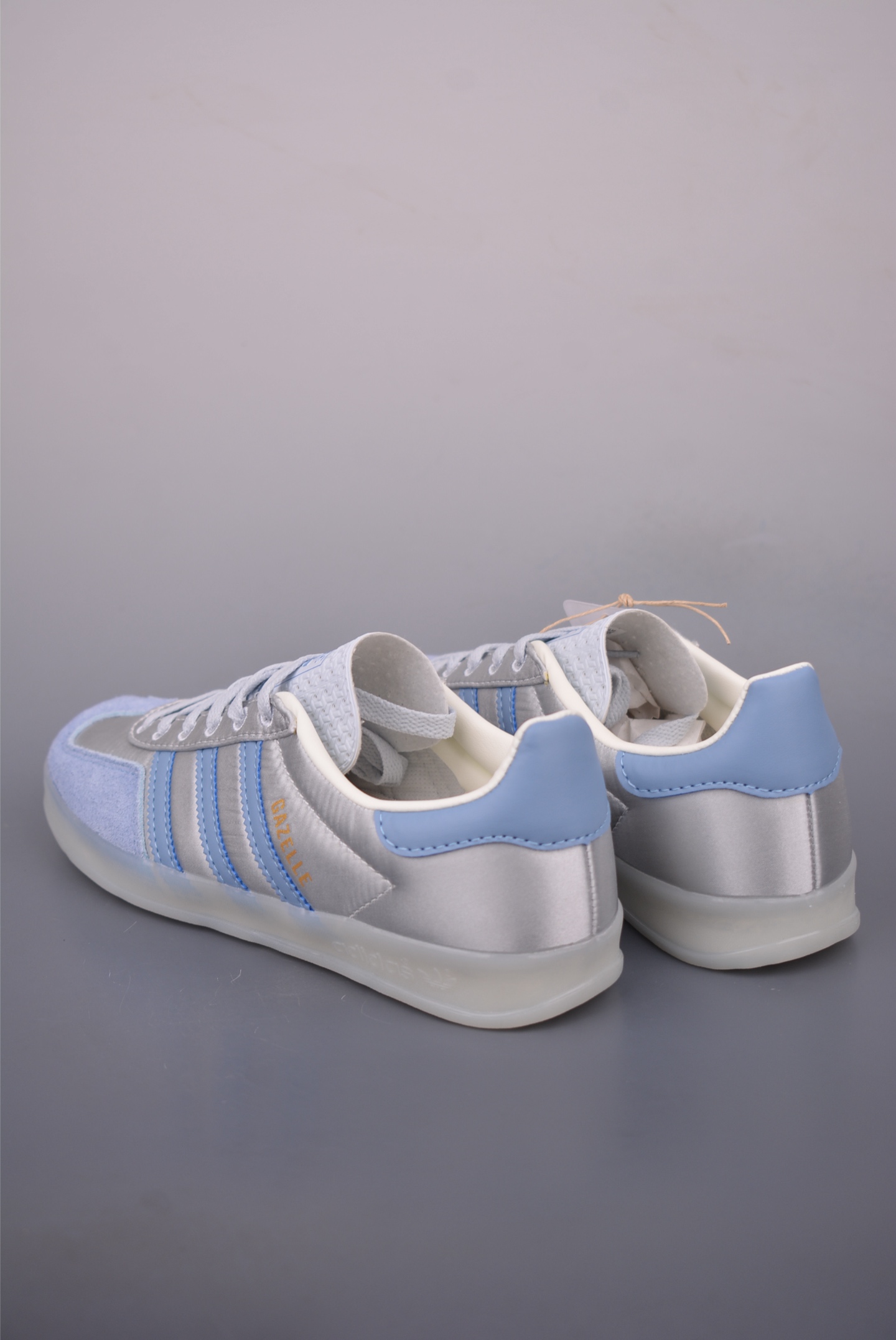 Adidas Originals Gazelle Indoor Casual Low-Top Sneakers - Light Blue/White 2 i1757721154948 4004 0 1