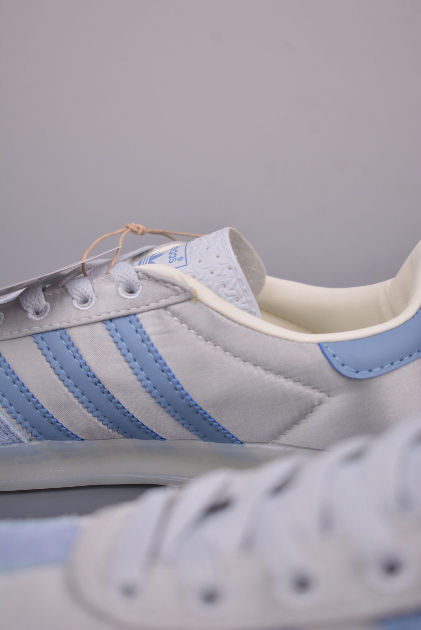 Adidas Originals Gazelle Indoor Casual Low-Top Sneakers - Light Blue/White 8 i1757721155010 8959 0 7