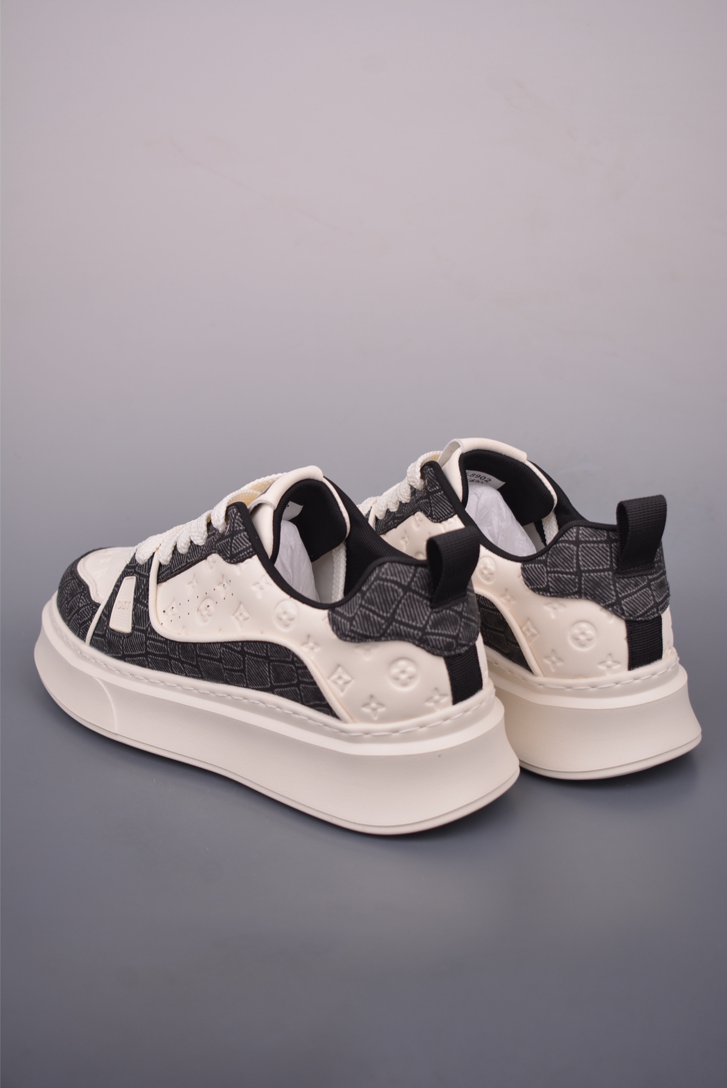 Dior CD1 Low-Top Sneakers - Lightweight, Breathable, and Stylish 3 i1757721292796 6662 0 1