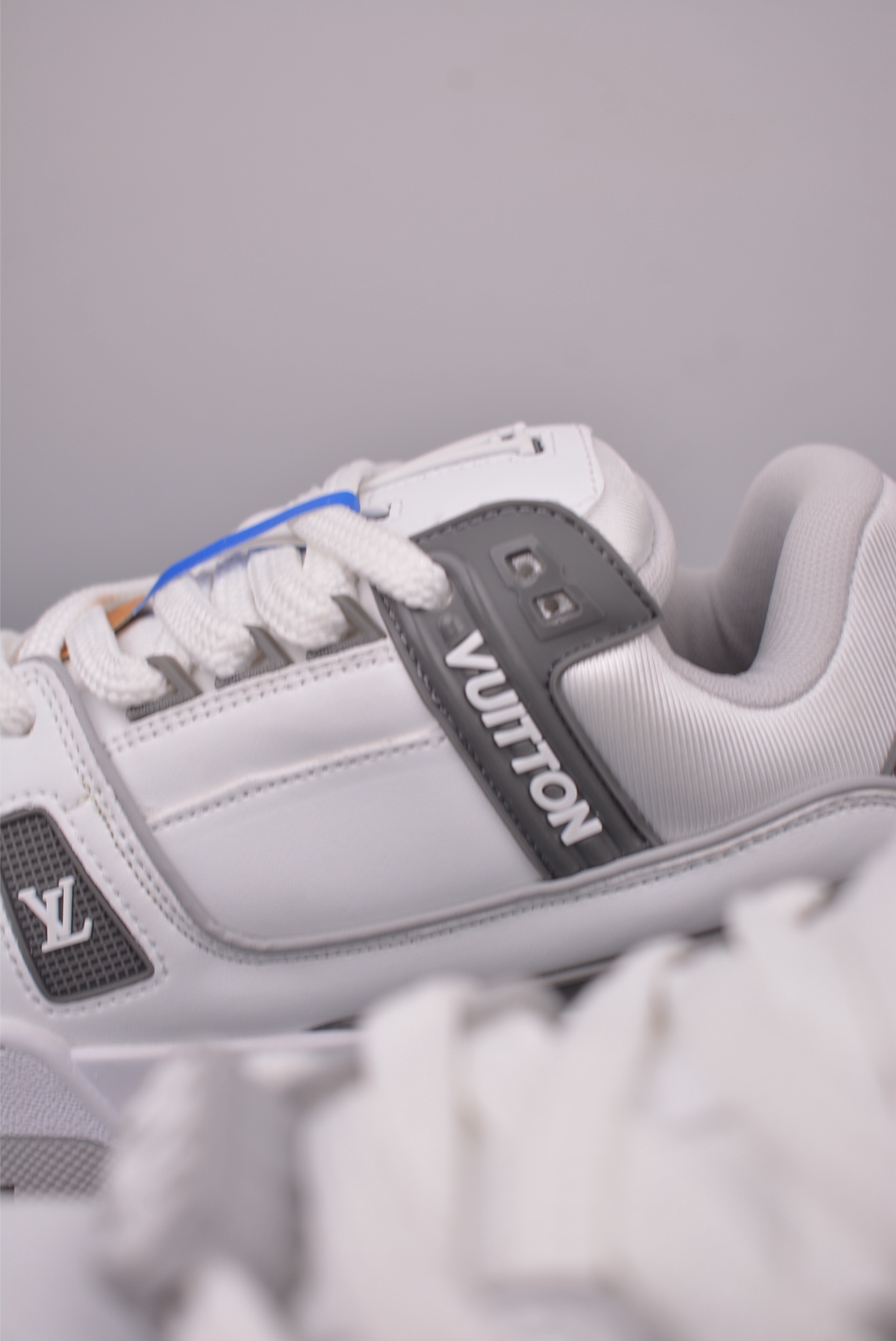 Louis Vuitton Trainer Sneakers in White Leather, Stylish and Comfortable 9 i1757721349283 1139 0 7