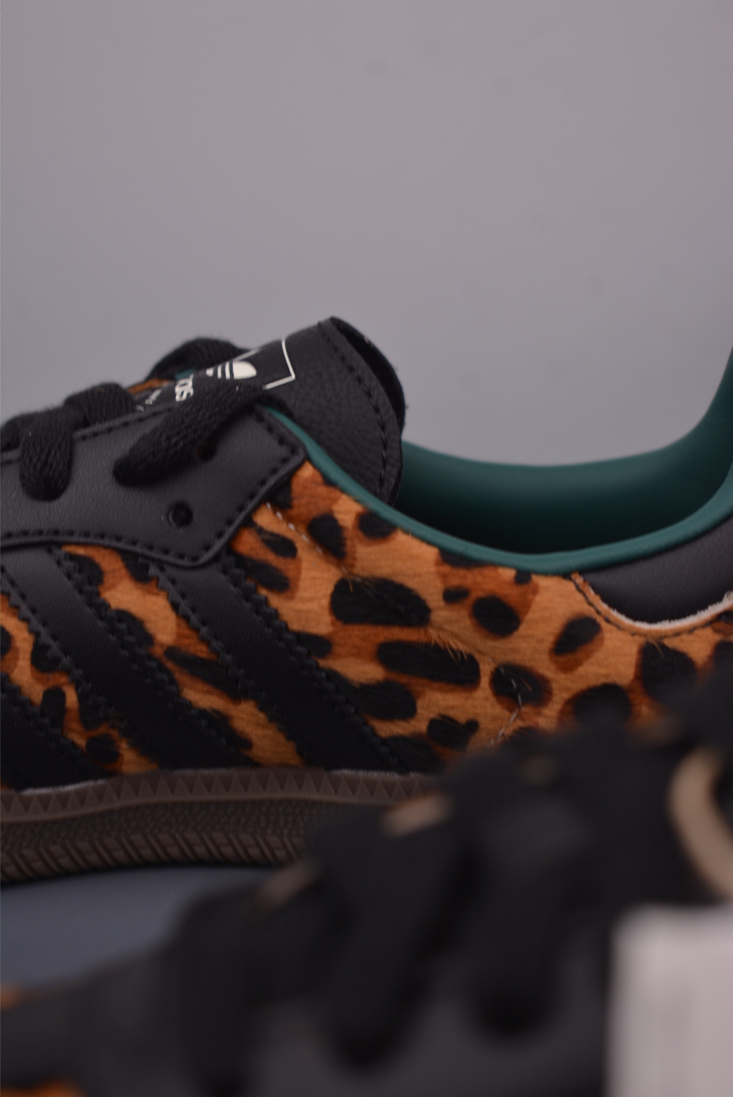 Adidas Samba 复古桑巴板鞋 JI2735-Top High Quatity Cheap Sneakers Fashion Clothing Clothes Bags handbags Shoes of all Brand wholesale With The best Quality And Beautiful Price from China Factory Chinese suppliers wholesaler seller Adidas Samba 复古桑巴板鞋 JI2735