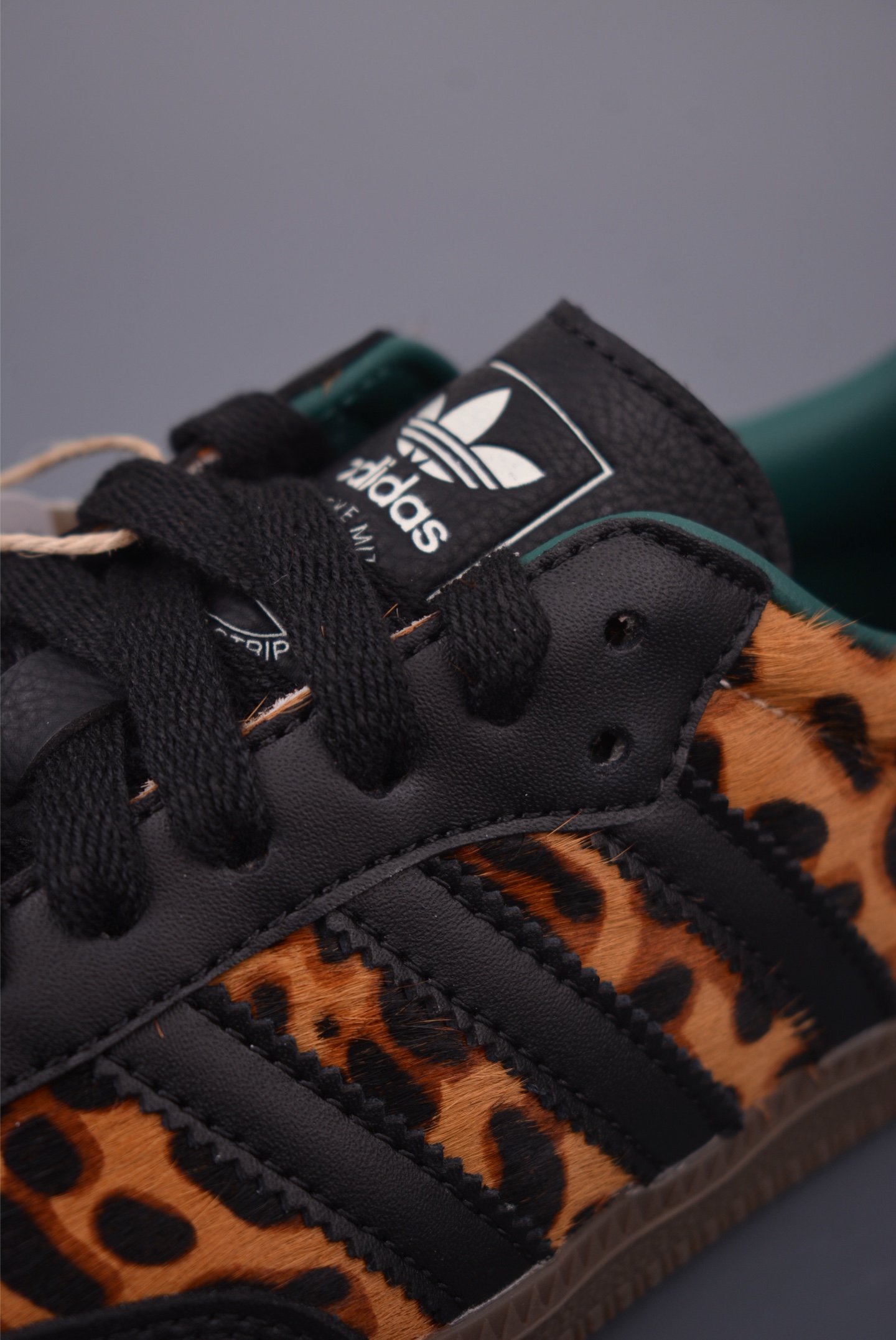 Adidas Samba 复古桑巴板鞋 JI2735-Top High Quatity Cheap Sneakers Fashion Clothing Clothes Bags handbags Shoes of all Brand wholesale With The best Quality And Beautiful Price from China Factory Chinese suppliers wholesaler seller Adidas Samba 复古桑巴板鞋 JI2735