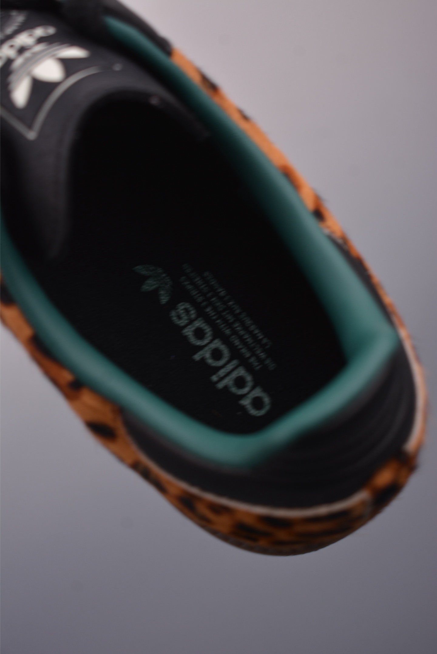 Adidas Samba 复古桑巴板鞋 JI2735-Top High Quatity Cheap Sneakers Fashion Clothing Clothes Bags handbags Shoes of all Brand wholesale With The best Quality And Beautiful Price from China Factory Chinese suppliers wholesaler seller Adidas Samba 复古桑巴板鞋 JI2735