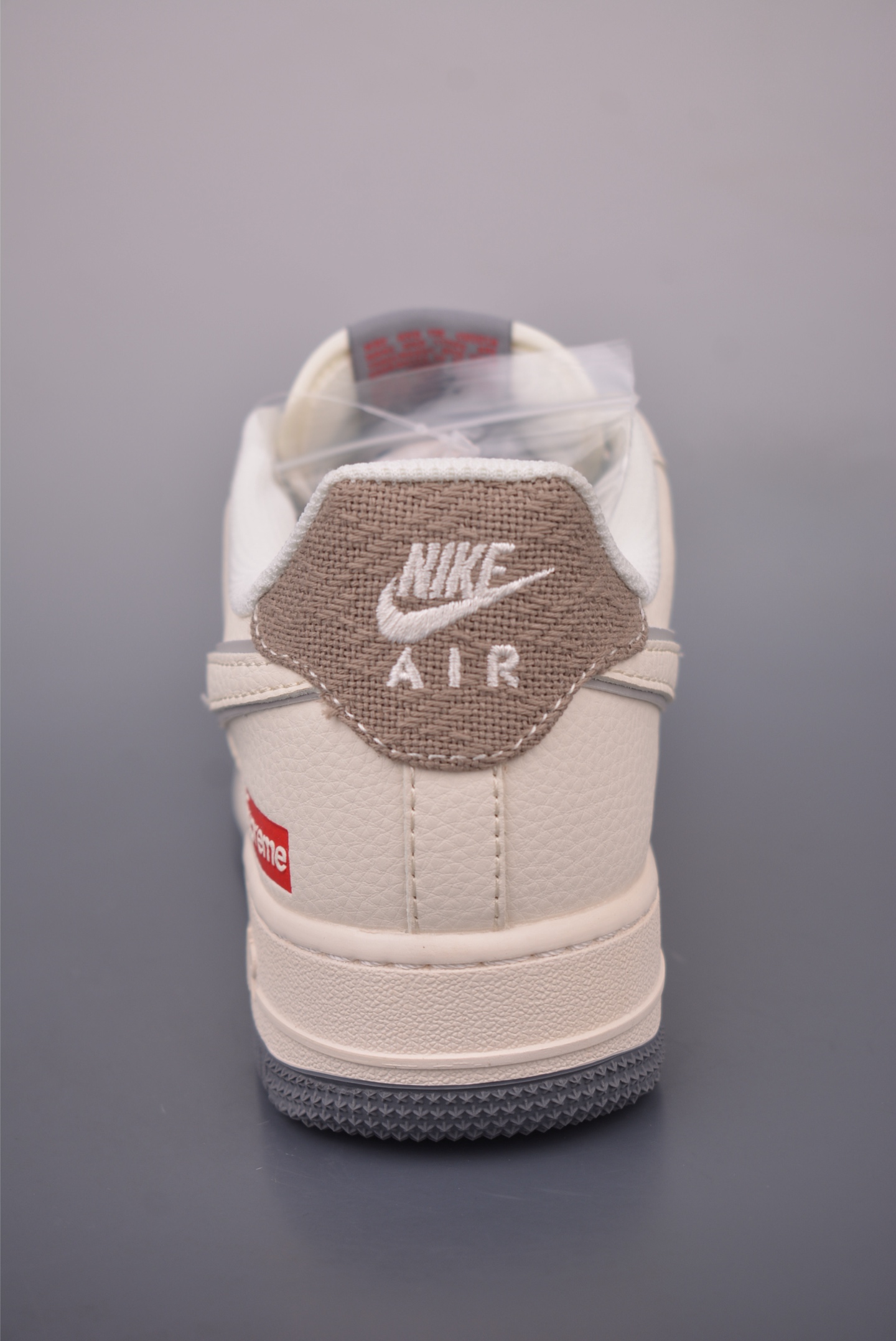 Nike Air Force 1 Low Supreme Collab - Premium Quality, Classic Design 5 i1757788976037 9305 0 3