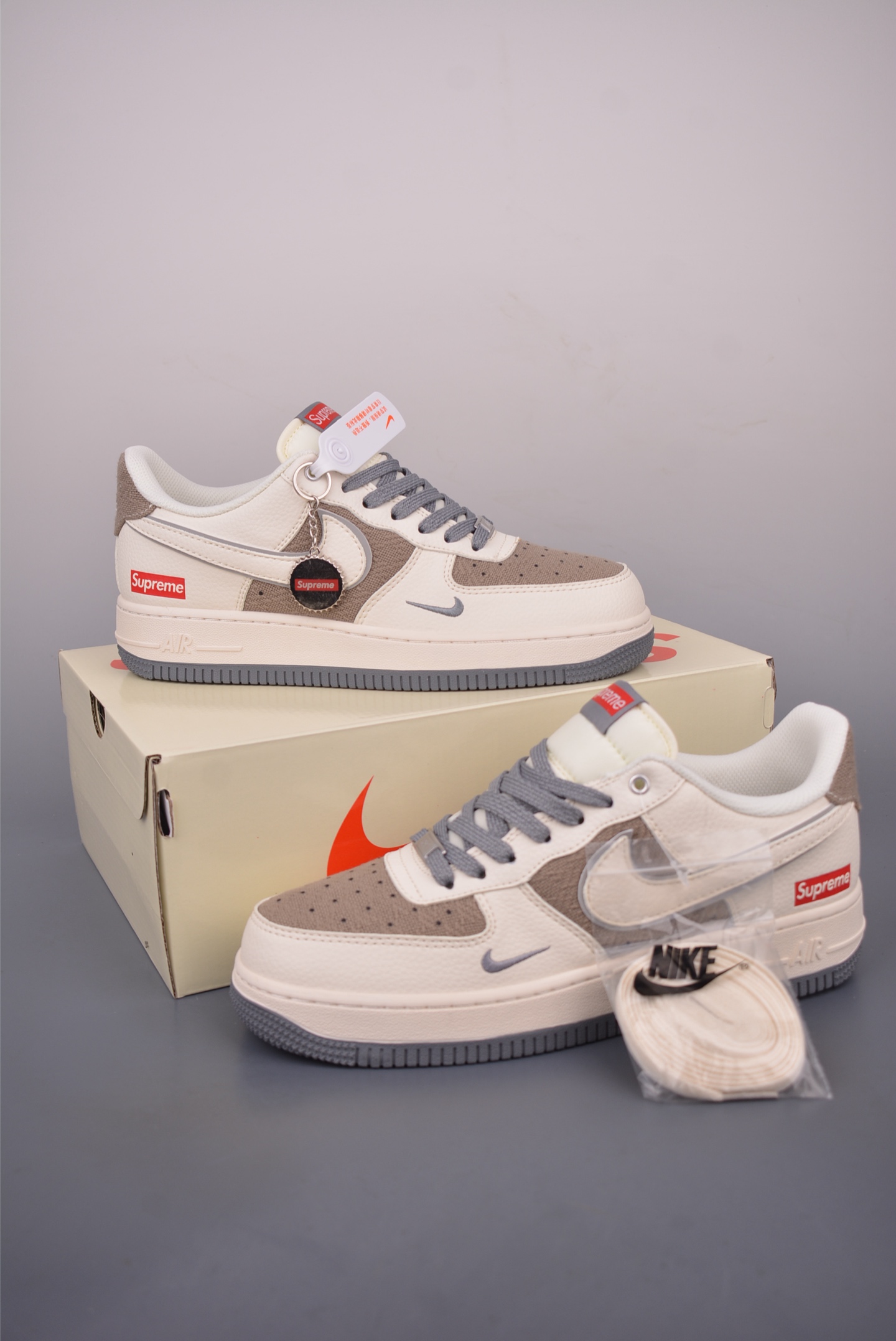 Nike Air Force 1 Low Supreme Collab - Premium Quality, Classic Design 6 i1757788979060 8190 0 4