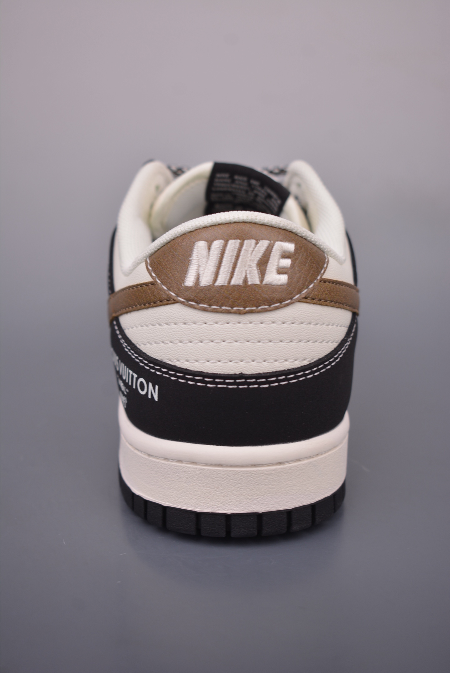 Nike SB Dunk Low Louis Vuitton: Premium Quality, Exclusive Design Sneakers 4 i1757789427899 8753 0 3