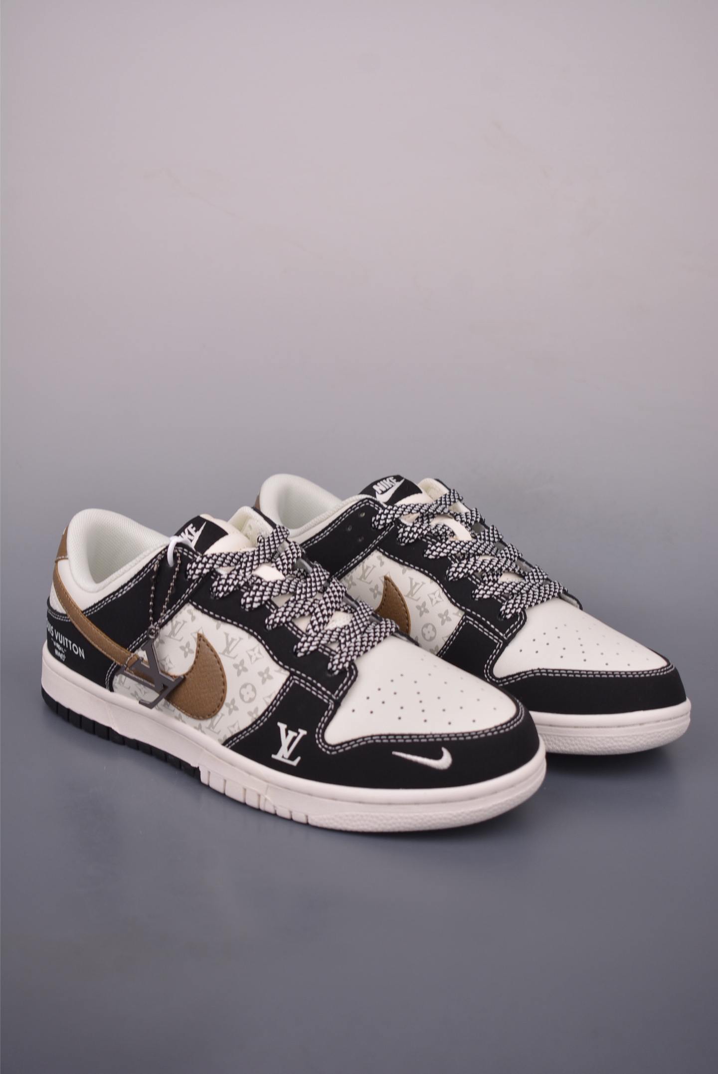Nike SB Dunk Low Louis Vuitton: Premium Quality, Exclusive Design Sneakers