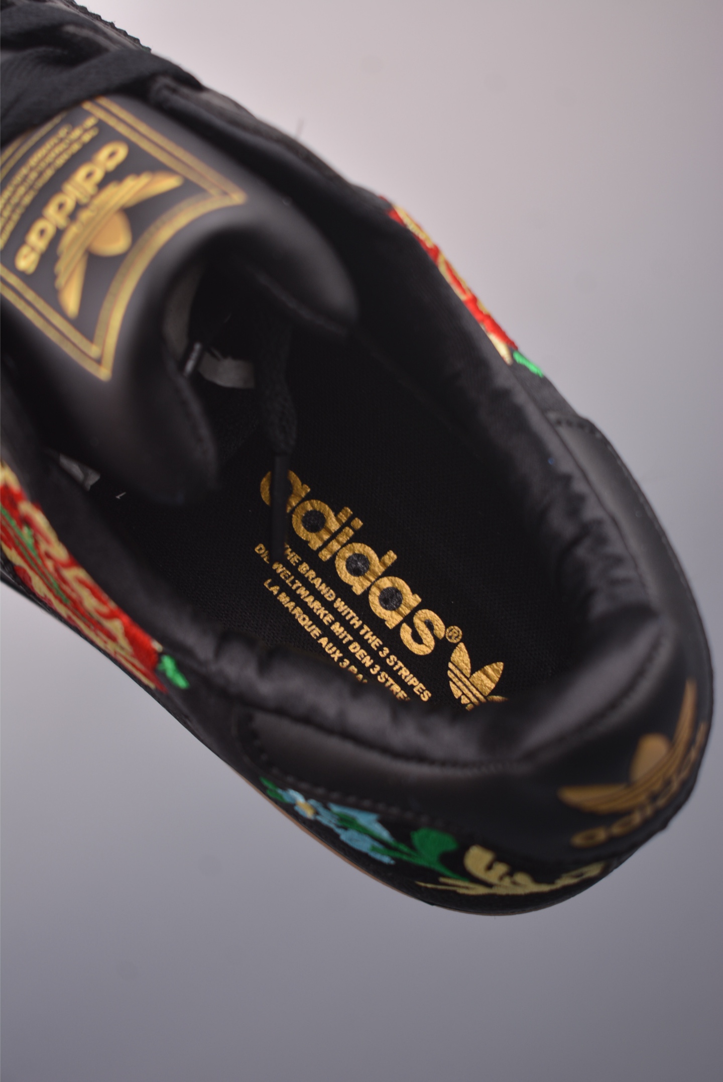 Adidas Originals Superstar Floral Embroidery Black Leather Casual Shoes 10 i1757893681074 1876 0 7